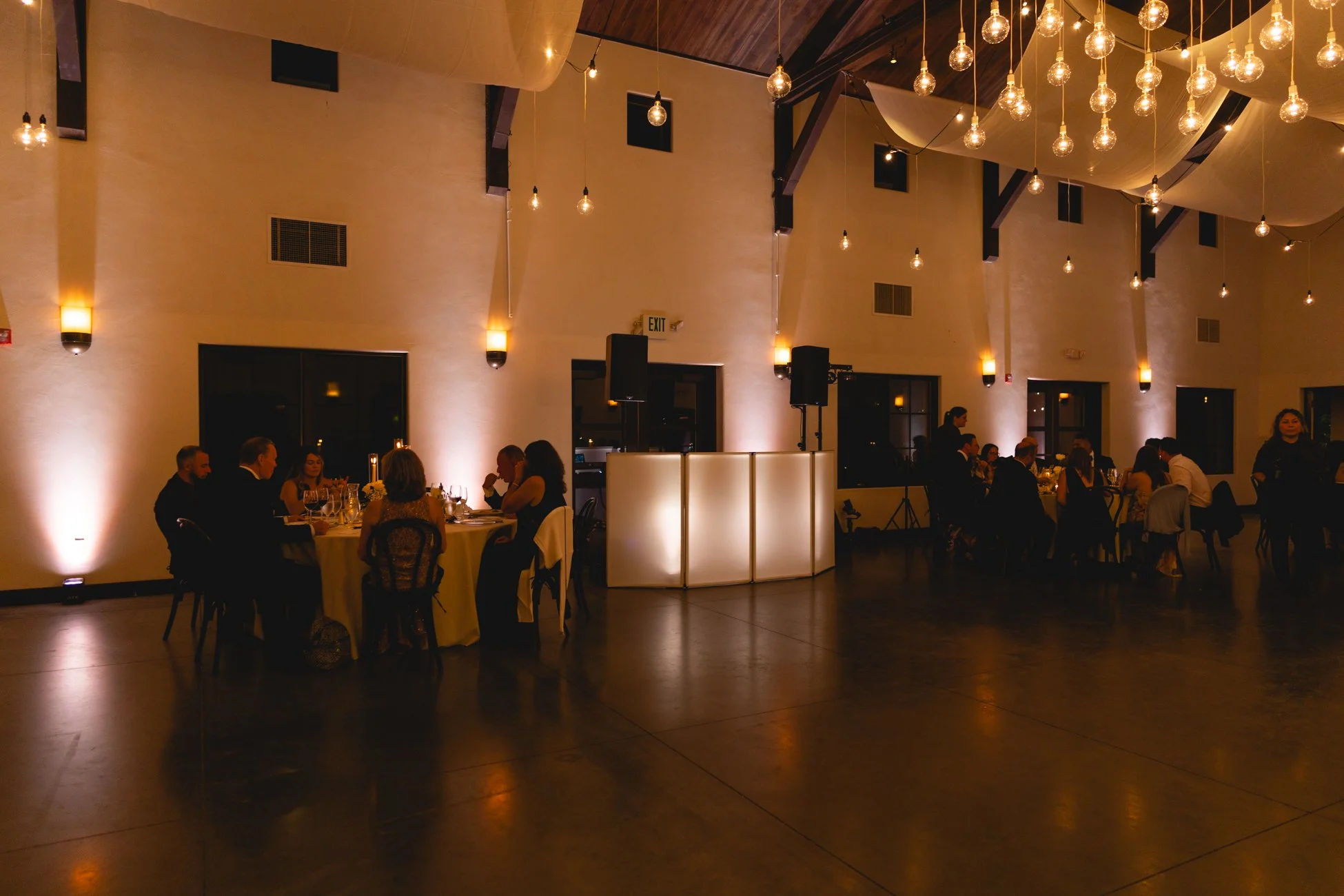 Platinum Package w Uplight 1.jpg