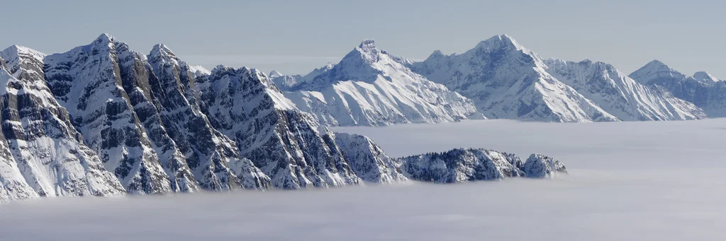 Heli Ski High in the Himalaya