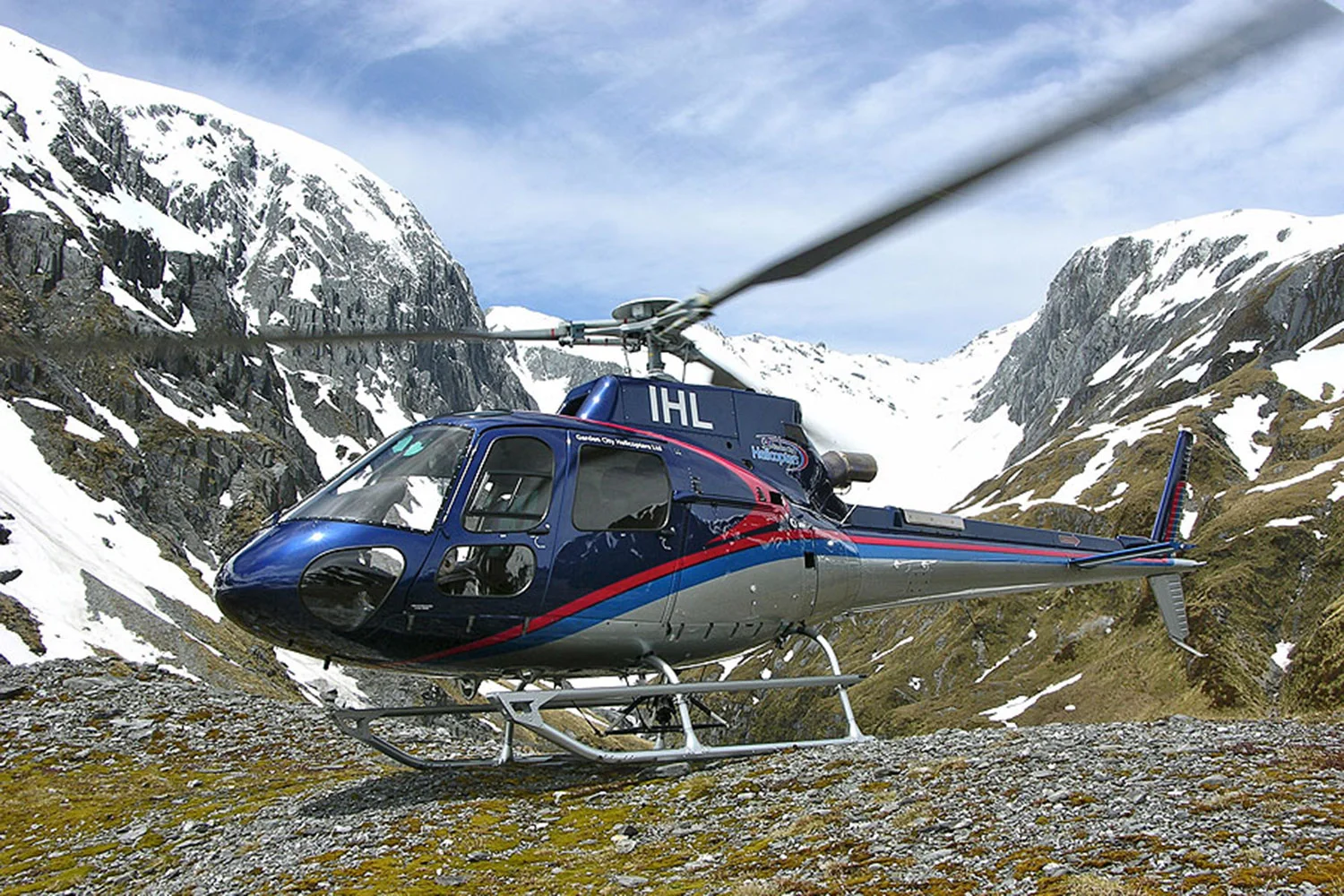 Eurocopter AS350 "Squirrel"