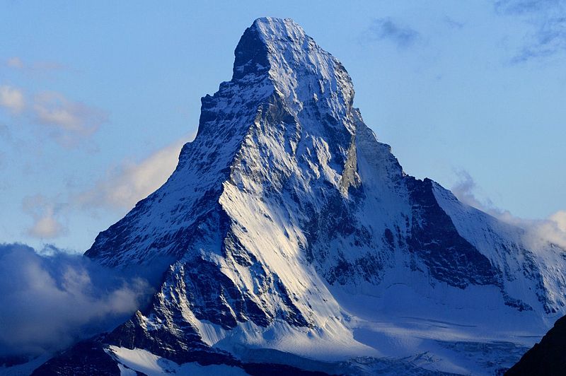 Join Total Heliski this winter!