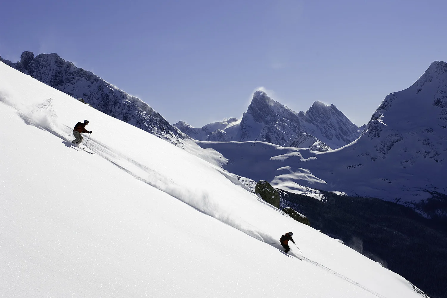 Nepal Operator Helps Earthquake Rescue Efforts