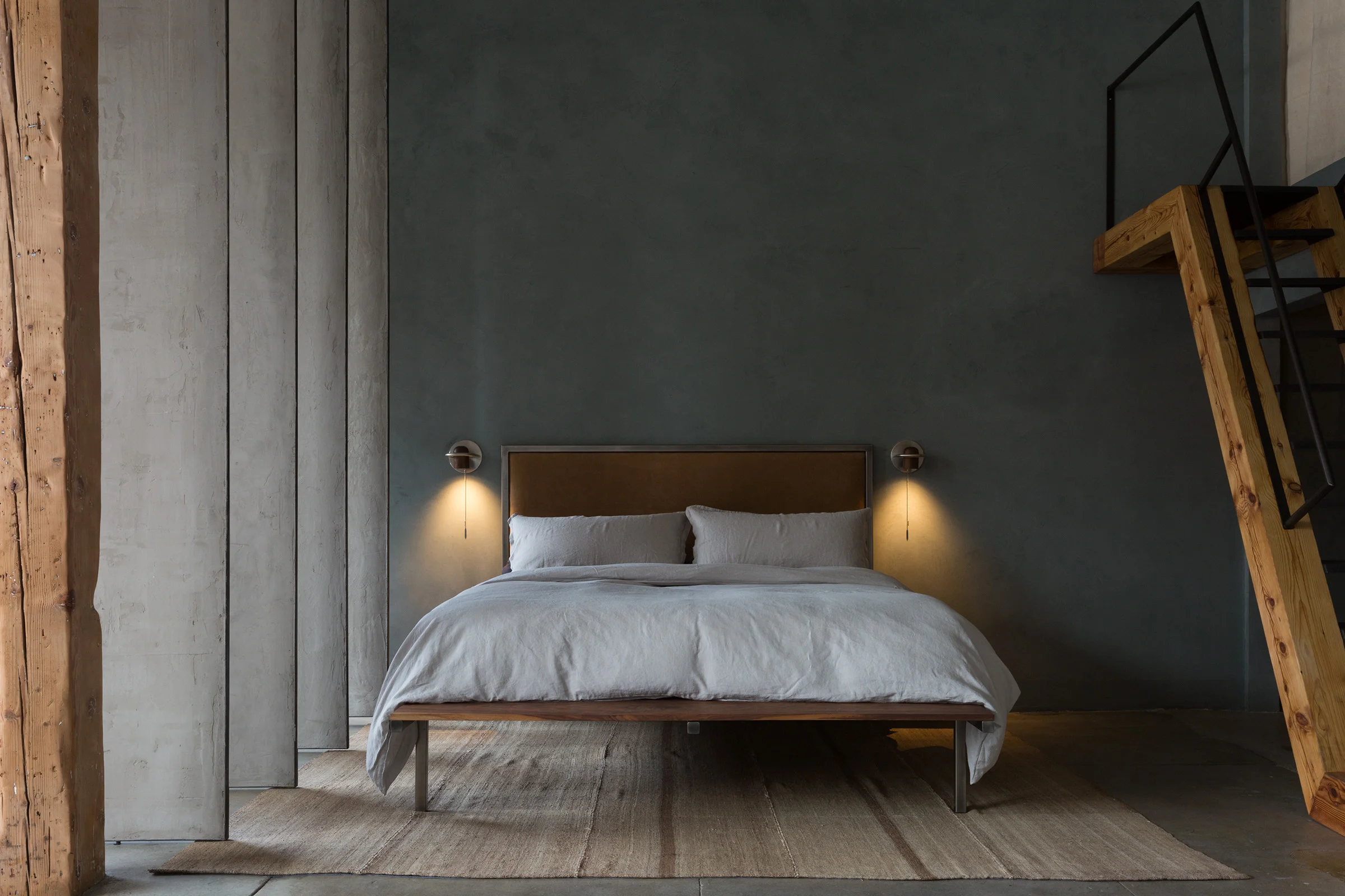 Stephen Kenn Loft / Roman Clay - Salem