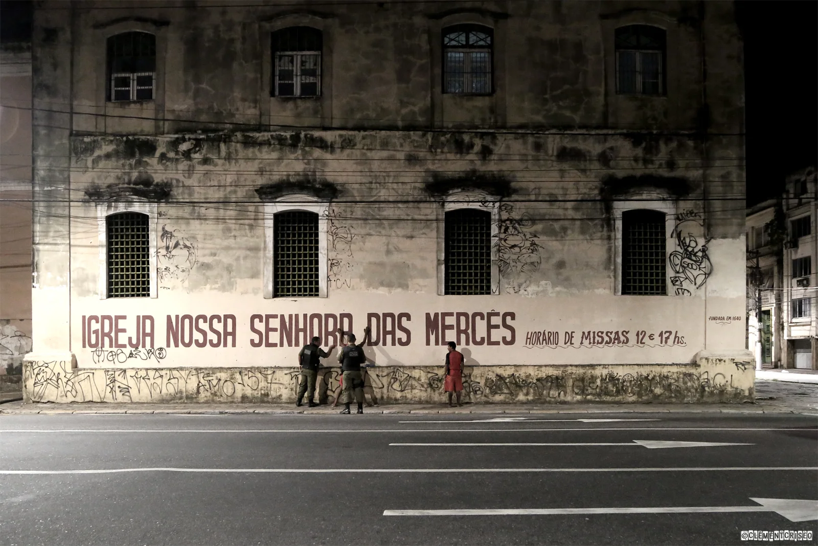Apenas a policia militar