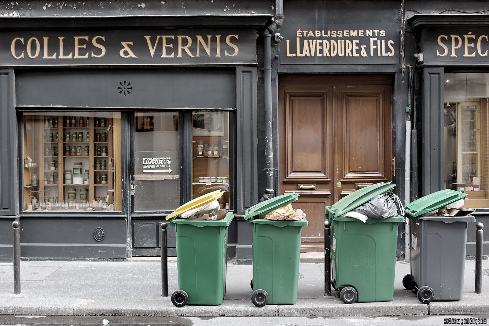 À la queue leu-leu