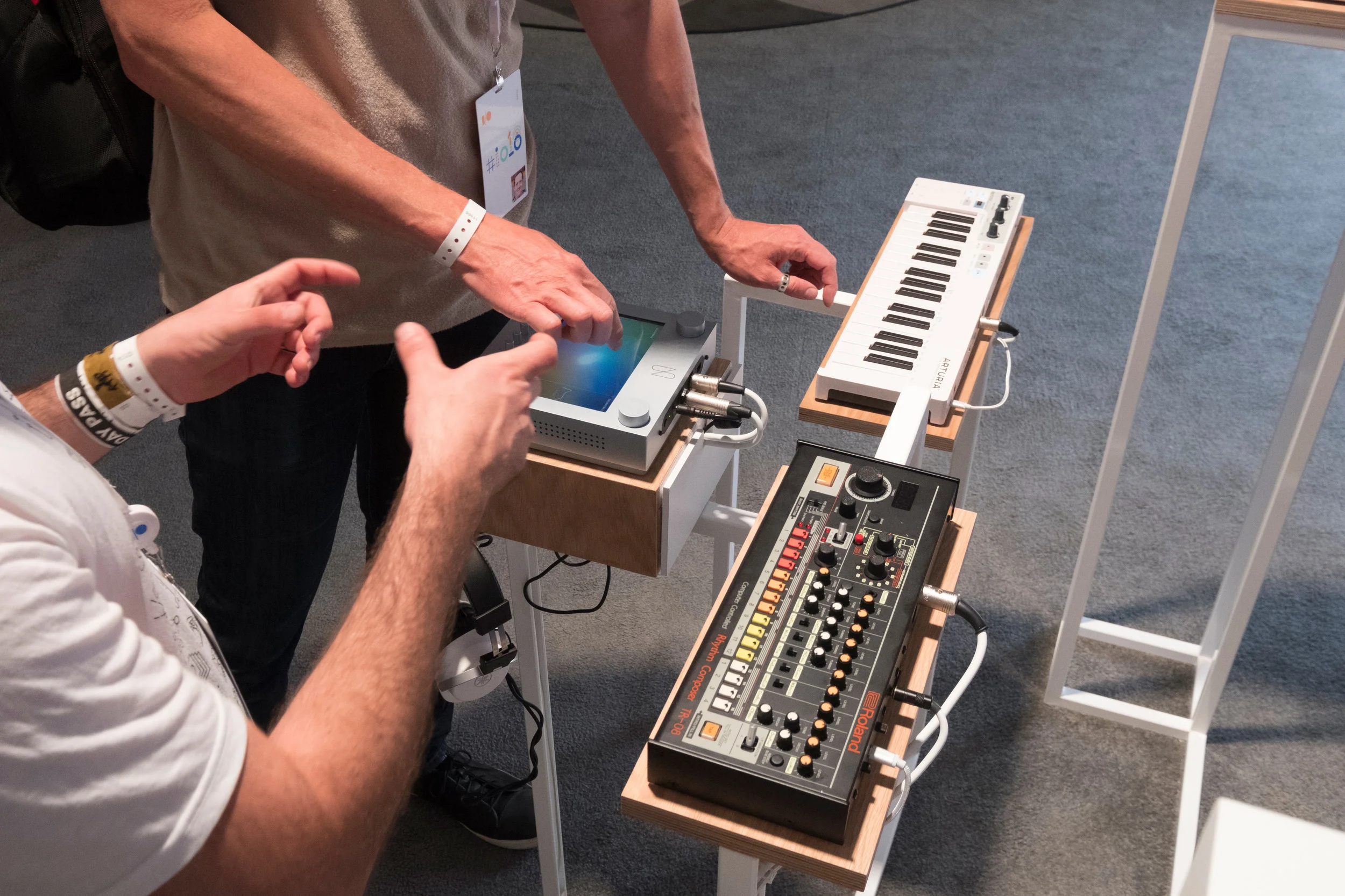 Studio-Verena-Hennig-Google-Creative-Lab-Nsynth-Super-Google-I:O.jpg