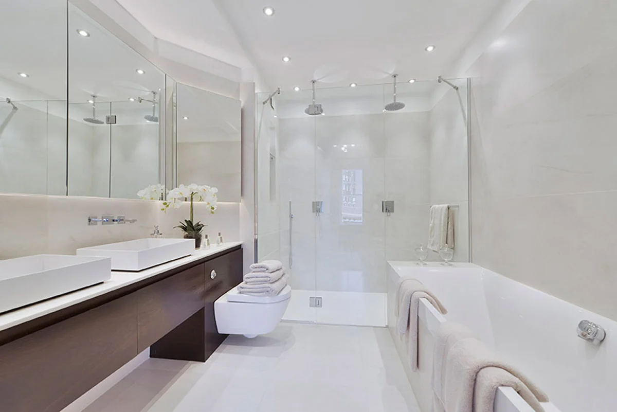 Master bathroom.jpg