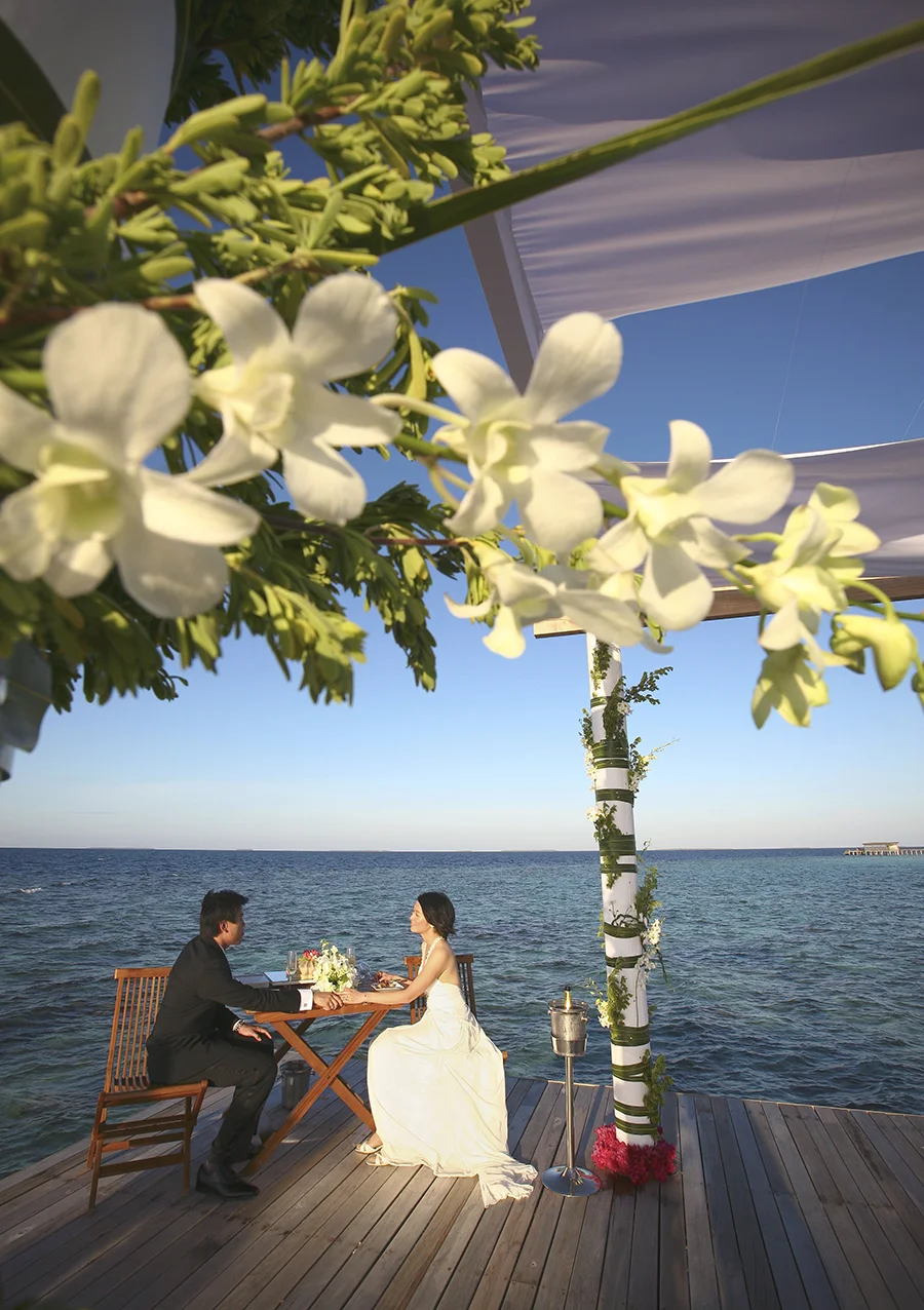 maldives . mauritius . tahiti . wedding photography by kurt ahs . 5412.jpg