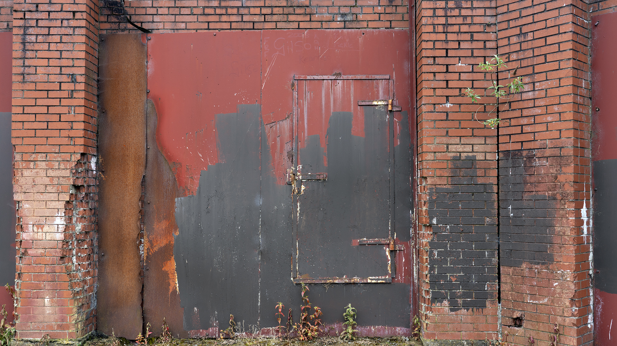 Door 02.jpg