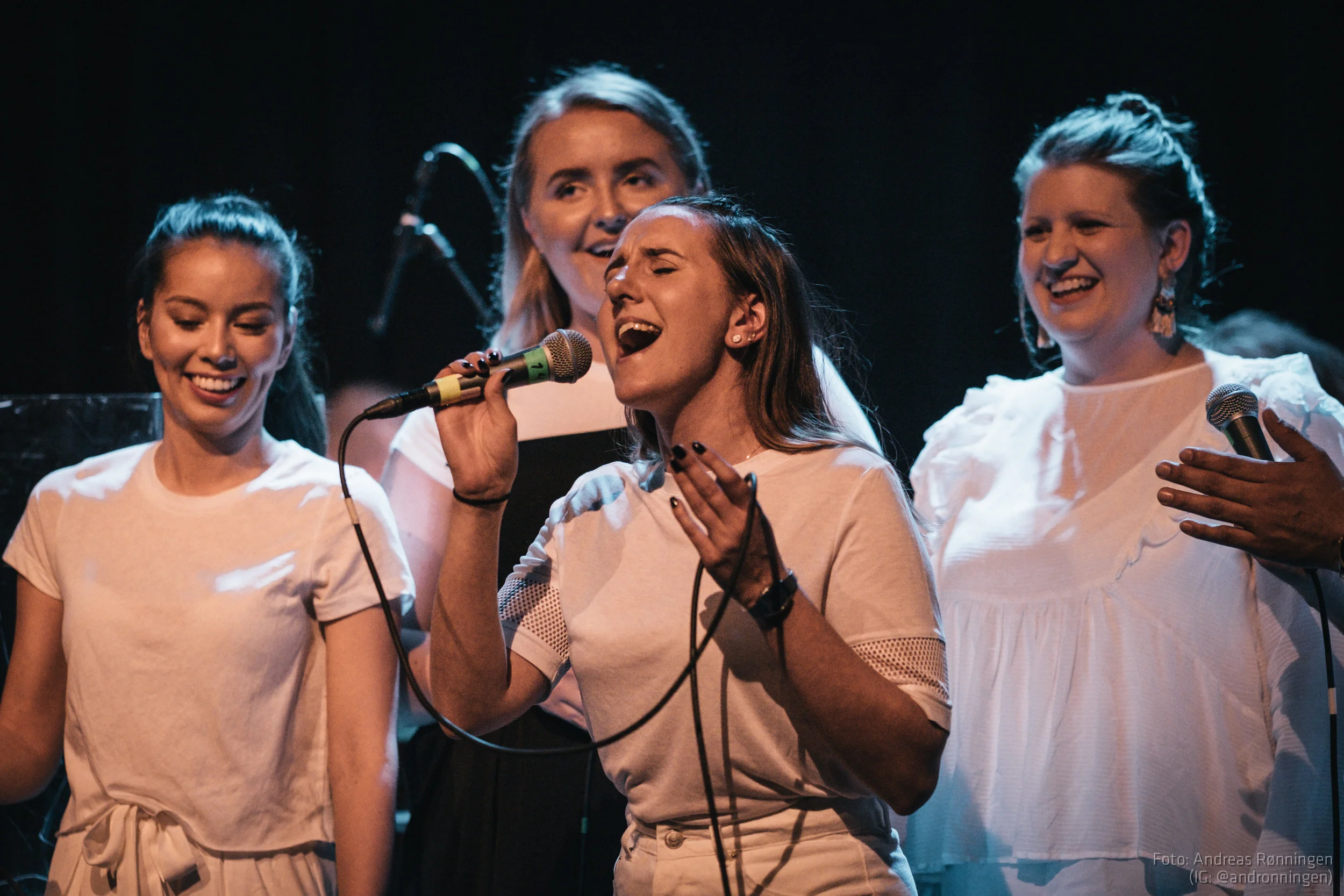 AndreasRønningen__NewVoices-Cosmopolite05_2017_DSCF9063.jpg