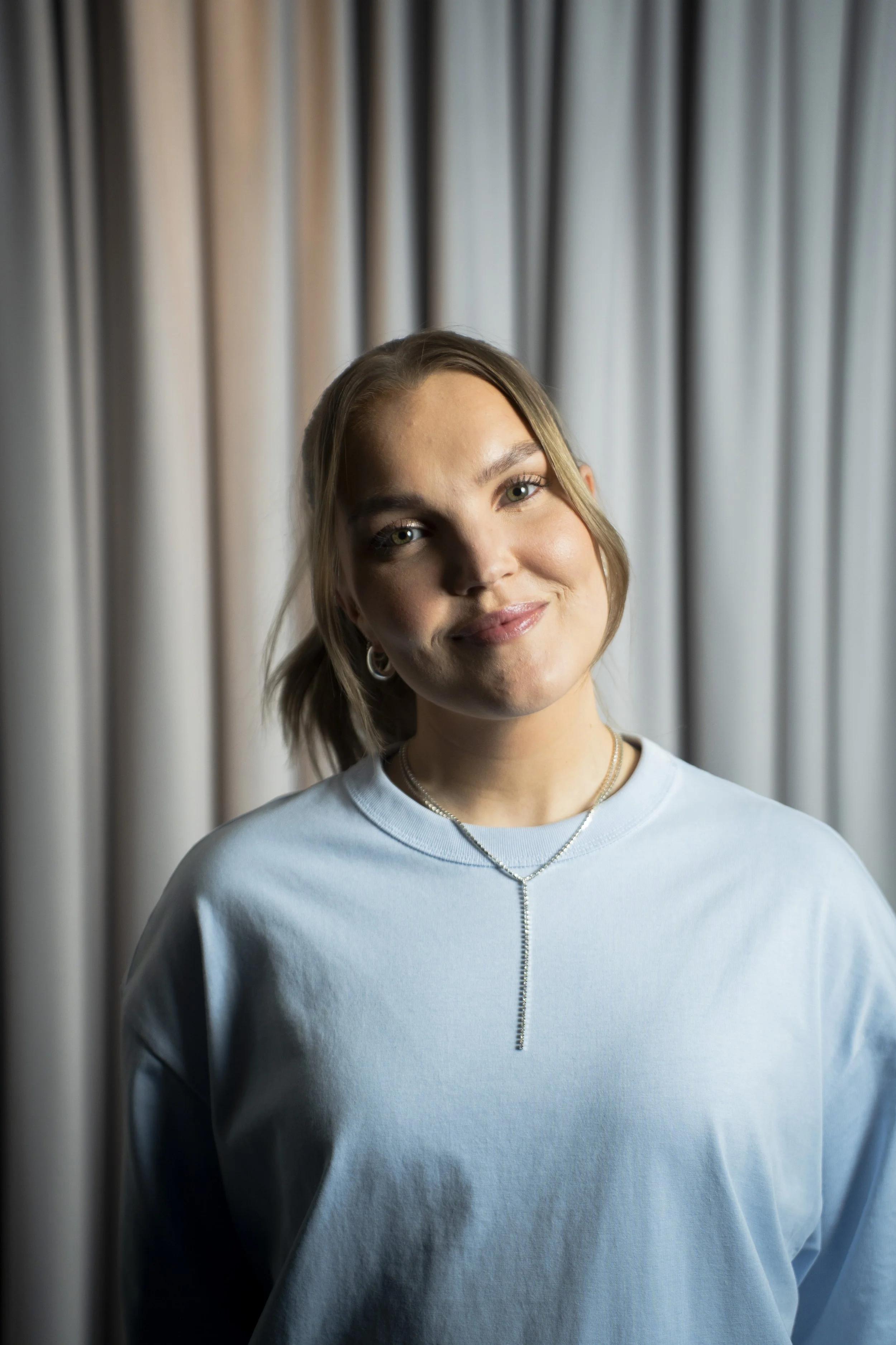  Trine Uthaug  Alt  Les mer om Trine  HER  