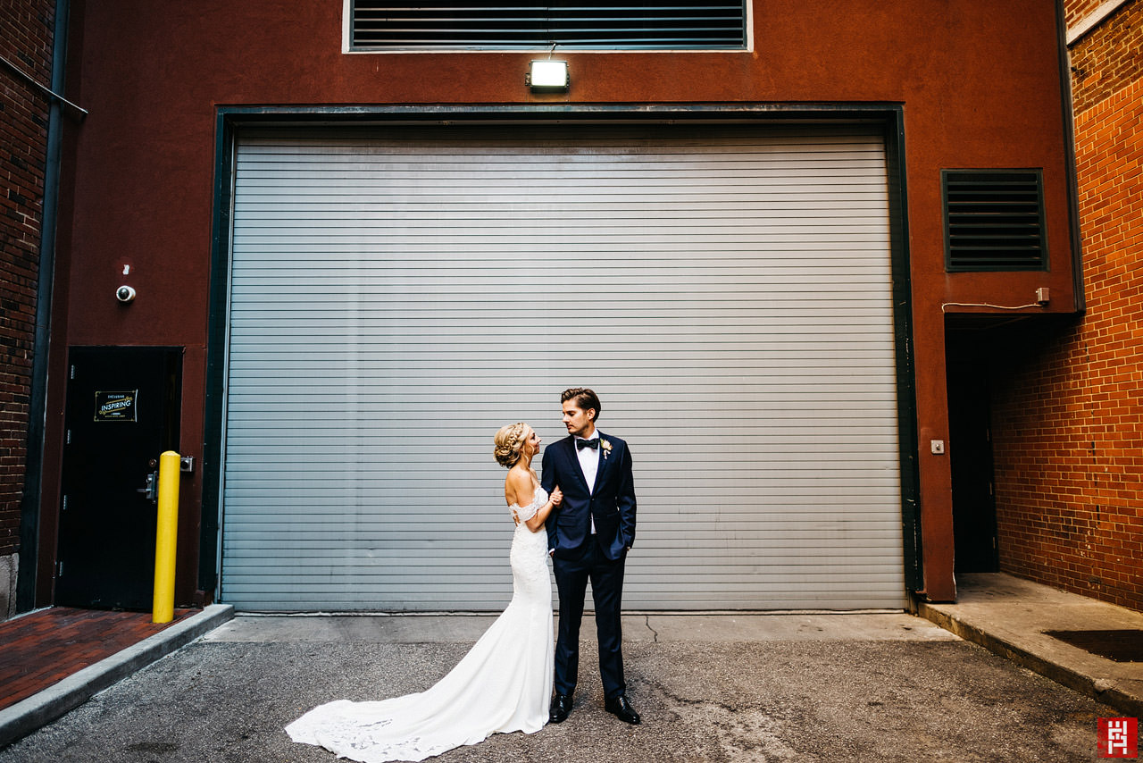 050-24mm-wide-angle-portrait-bride-groom-epic-alley-urban-indianapolis-modern-meghan-phil-bowers.jpg