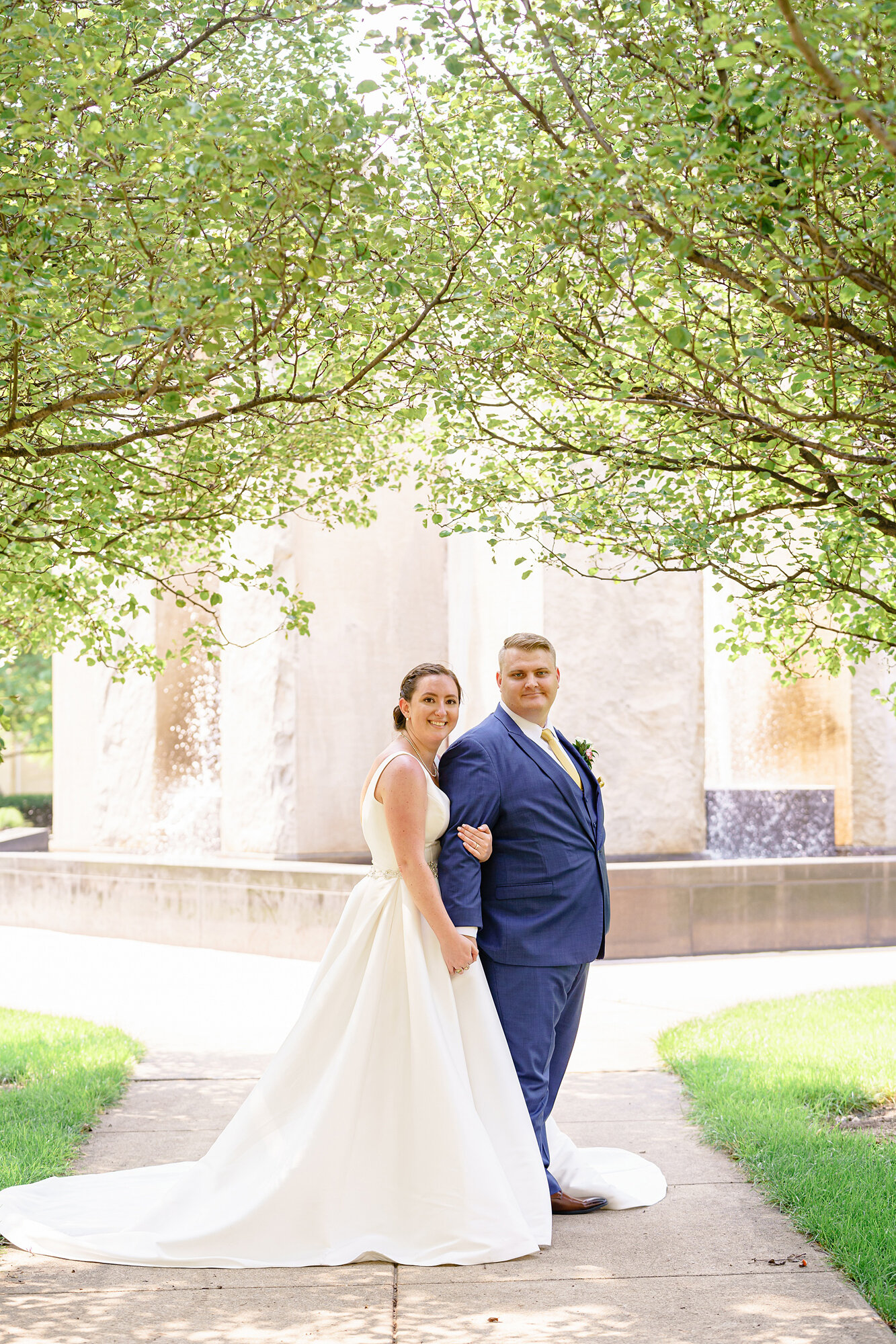 070-Jane-Nate-Katie-Whitcomb-Photography-classic-elegant-University-Notre-Dame-war-memorial-bride-groom-portraits-wedding.jpg