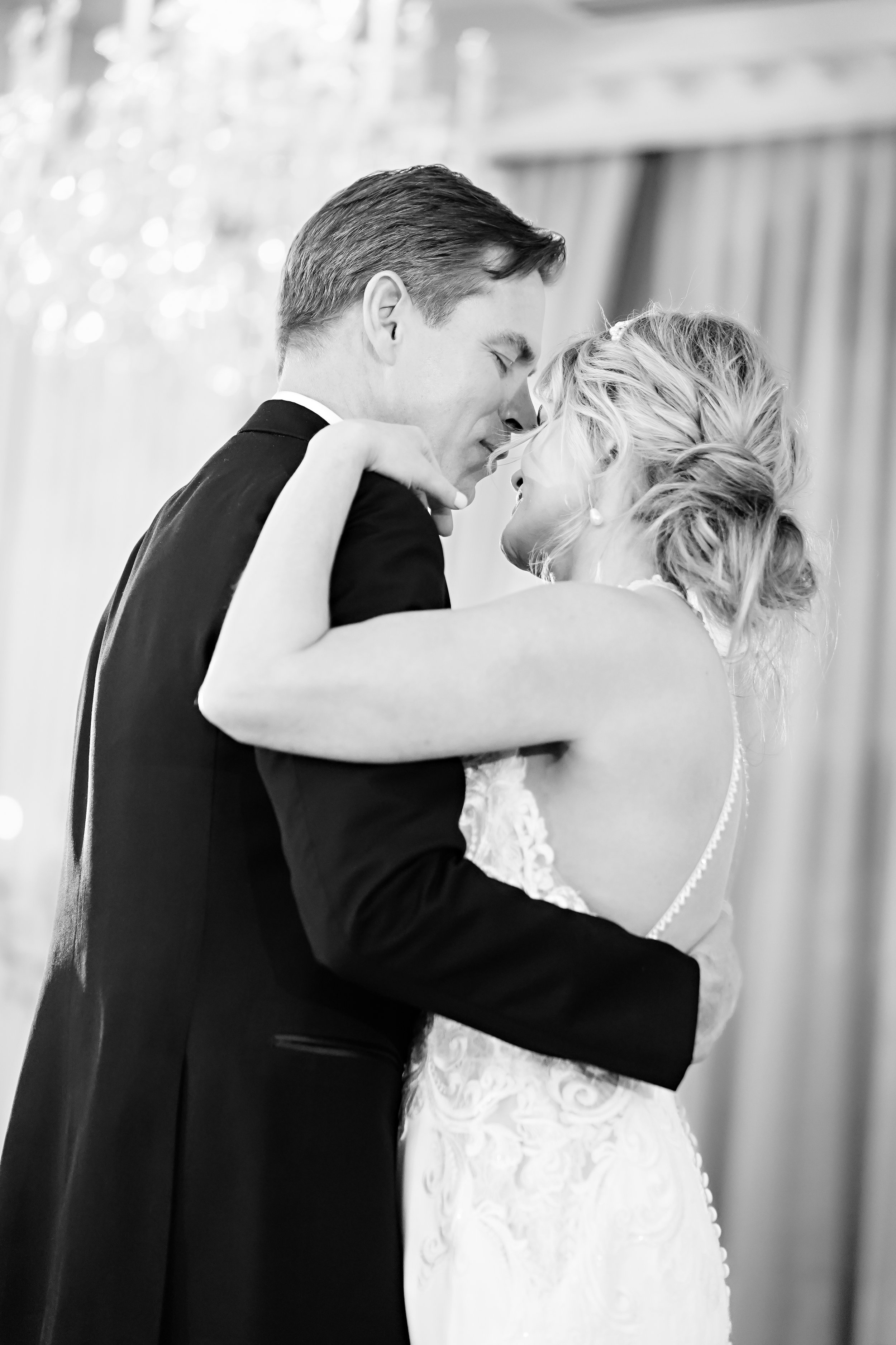 Heather_John_Hotel_Carmichael_Carmel_Indiana_Wedding_196.JPG