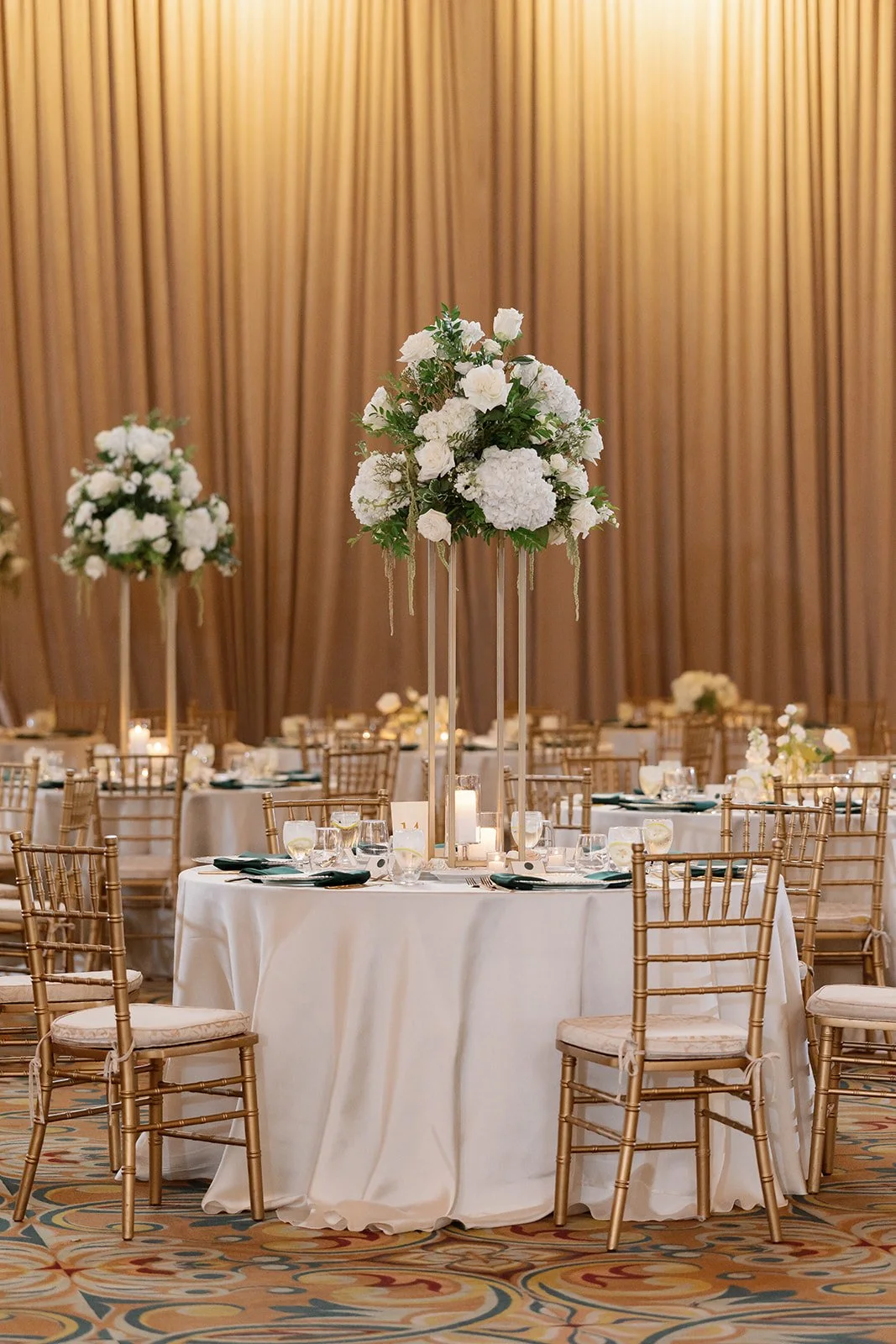 Rebecca Shehorn Photography Emily and Andrew Union Station Wedding Previews-197.jpg