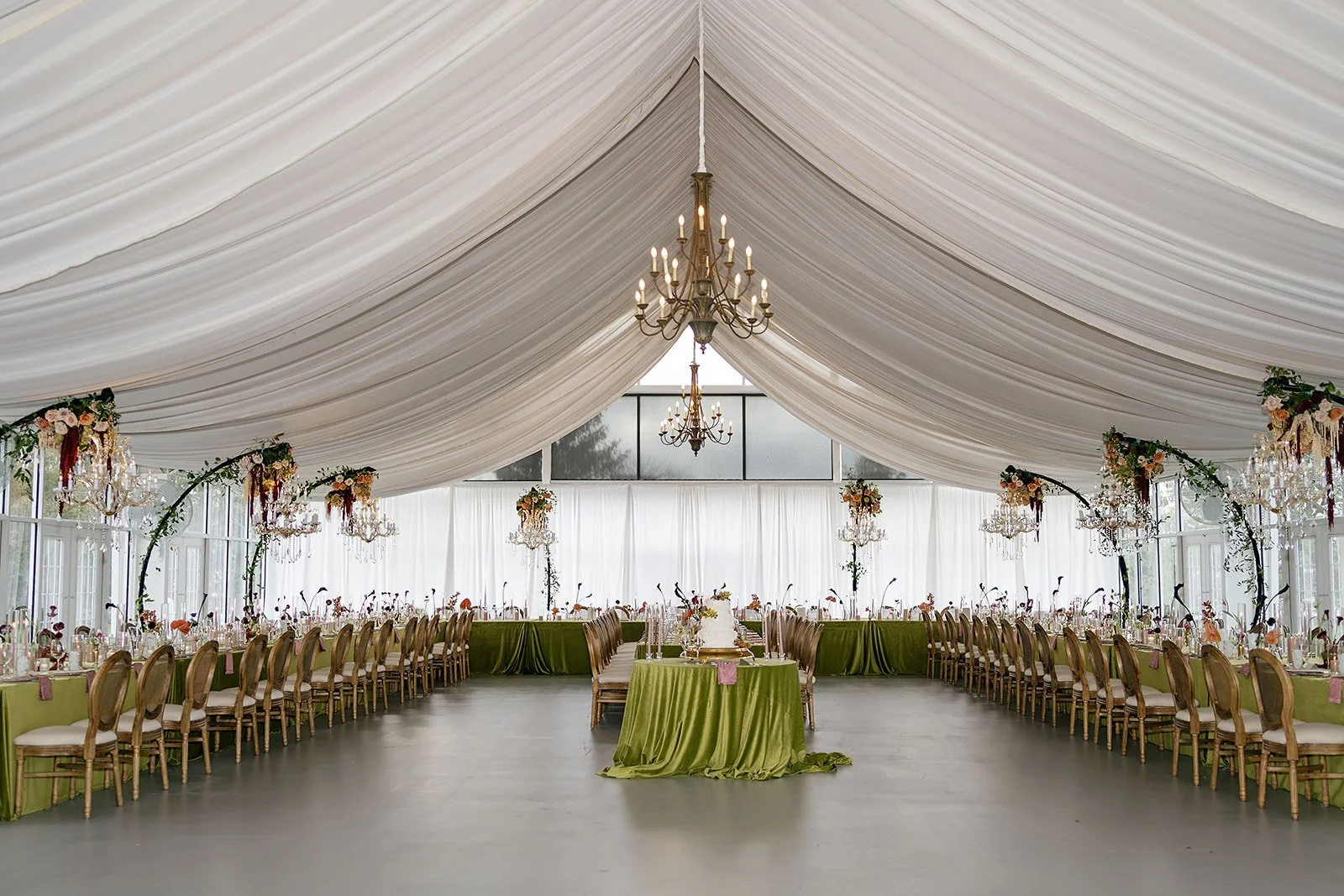 Ritz_Charles_Timeless_Wedding_Kim_Kaye_Photography -71.jpg