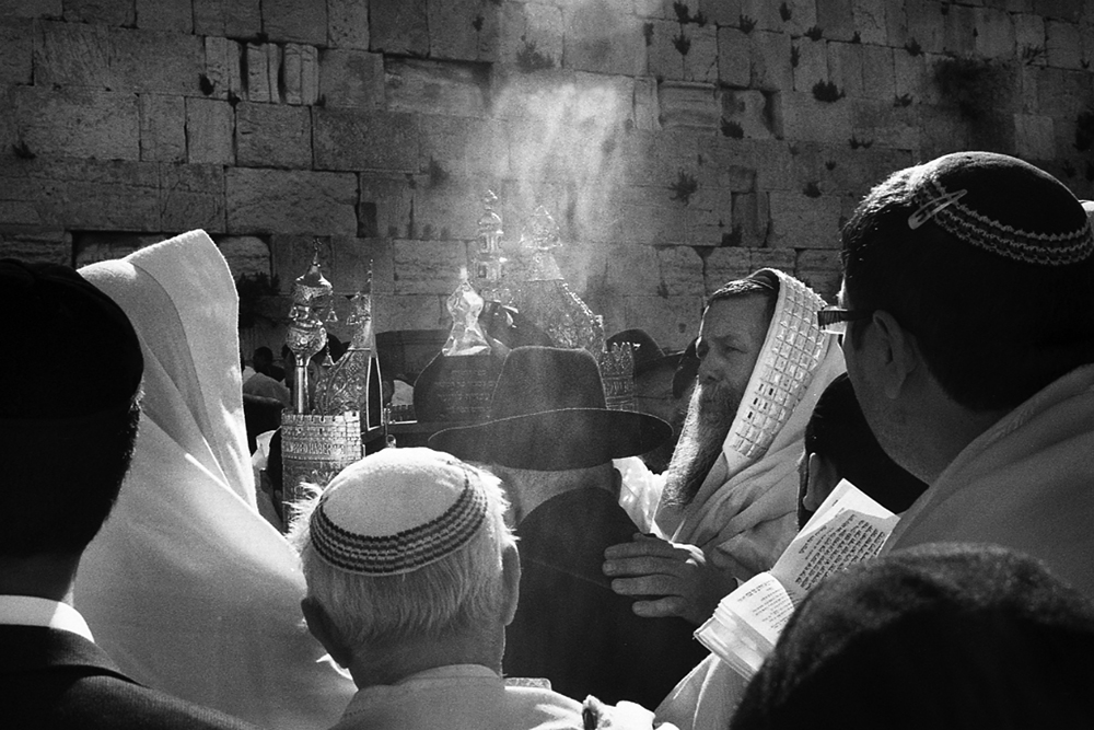  Orthodox Jews praying at the Wailing Wall during Passover. Jerusalem 2012. 
