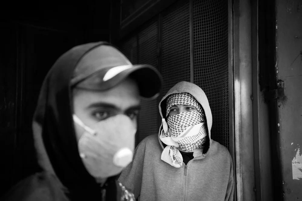  Palestinian demonstrators at Qalandiya checkpoint. 
