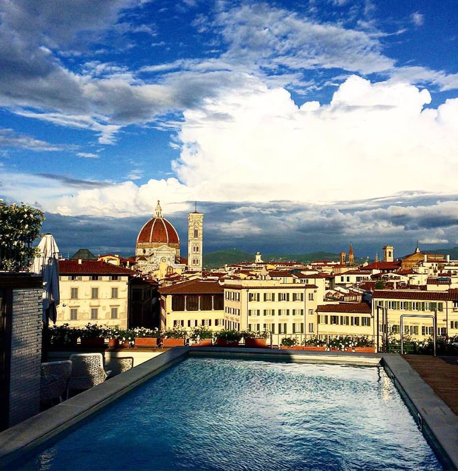 Rooftop bars in Florence, all have great views- but are they worth it?