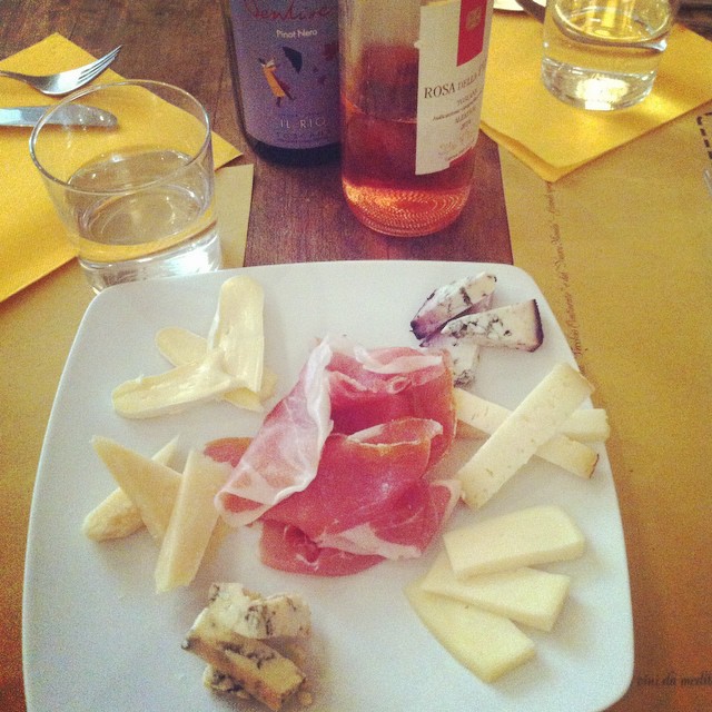 tasting artisan cheese on our gourmet tours in Florence {Book Now}