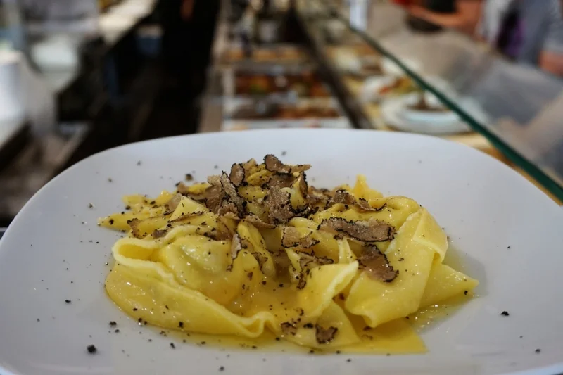 Where to Eat in Florence on Sundays &amp; Mondays 