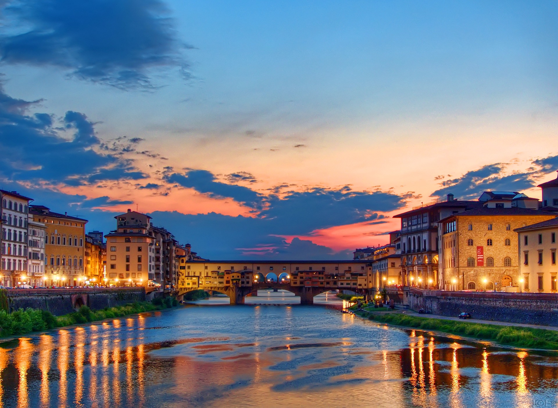 Should you drink water before or after coffee? - Ponte Vecchio
