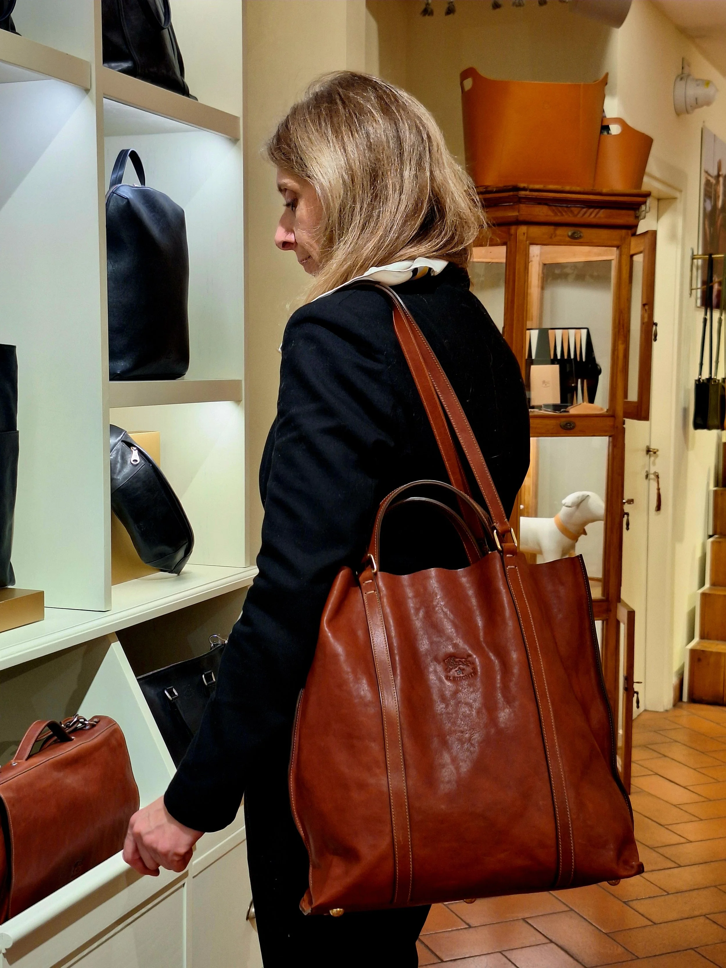 Where to Buy Leather in Florence: A Guide to Genuine Italian Craftsmanship