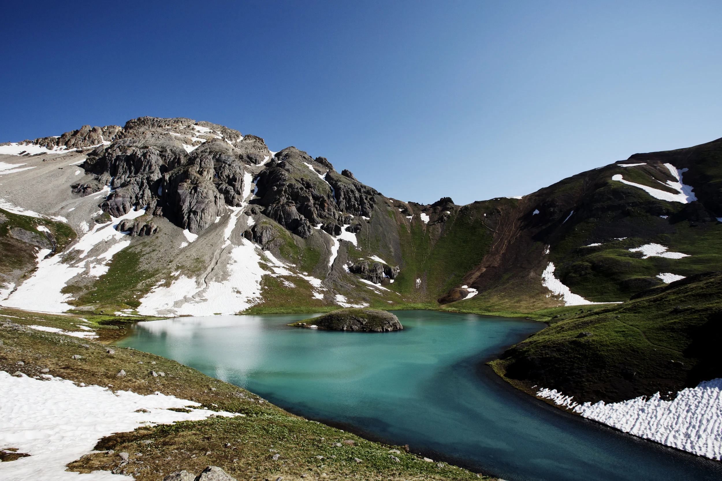 islandlake.jpg
