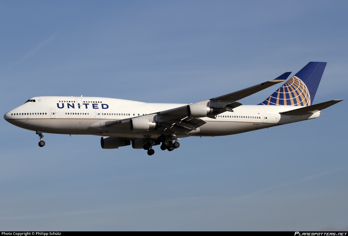 n171ua - united airlines, delivered jun 1989 retired oct 2015 Pilot Seats