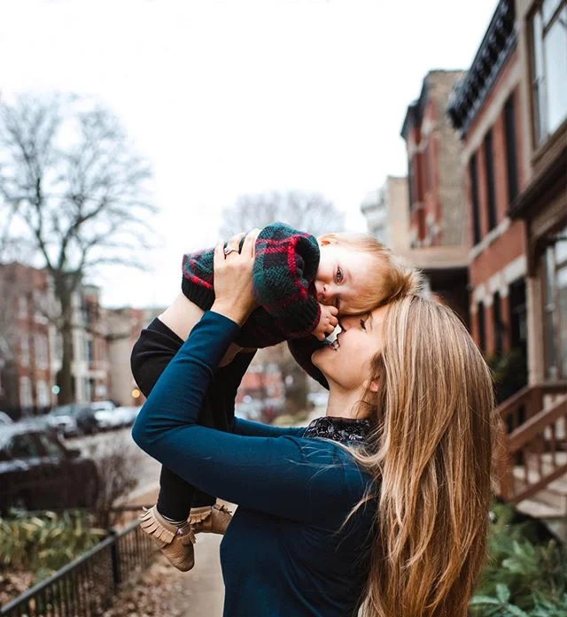 Again, stop being so adorable Theo! 😍 .
.
.
.
#chicago 
#chicagophotographer 
#chicagophotographers
#westloopphotographer
#fultonmarket 
#fultonmarketphotographer
#westloopchicago
#nikon
#nikonphotographer 
#nikonusa
#simplyportraits
#beunraveled
#l