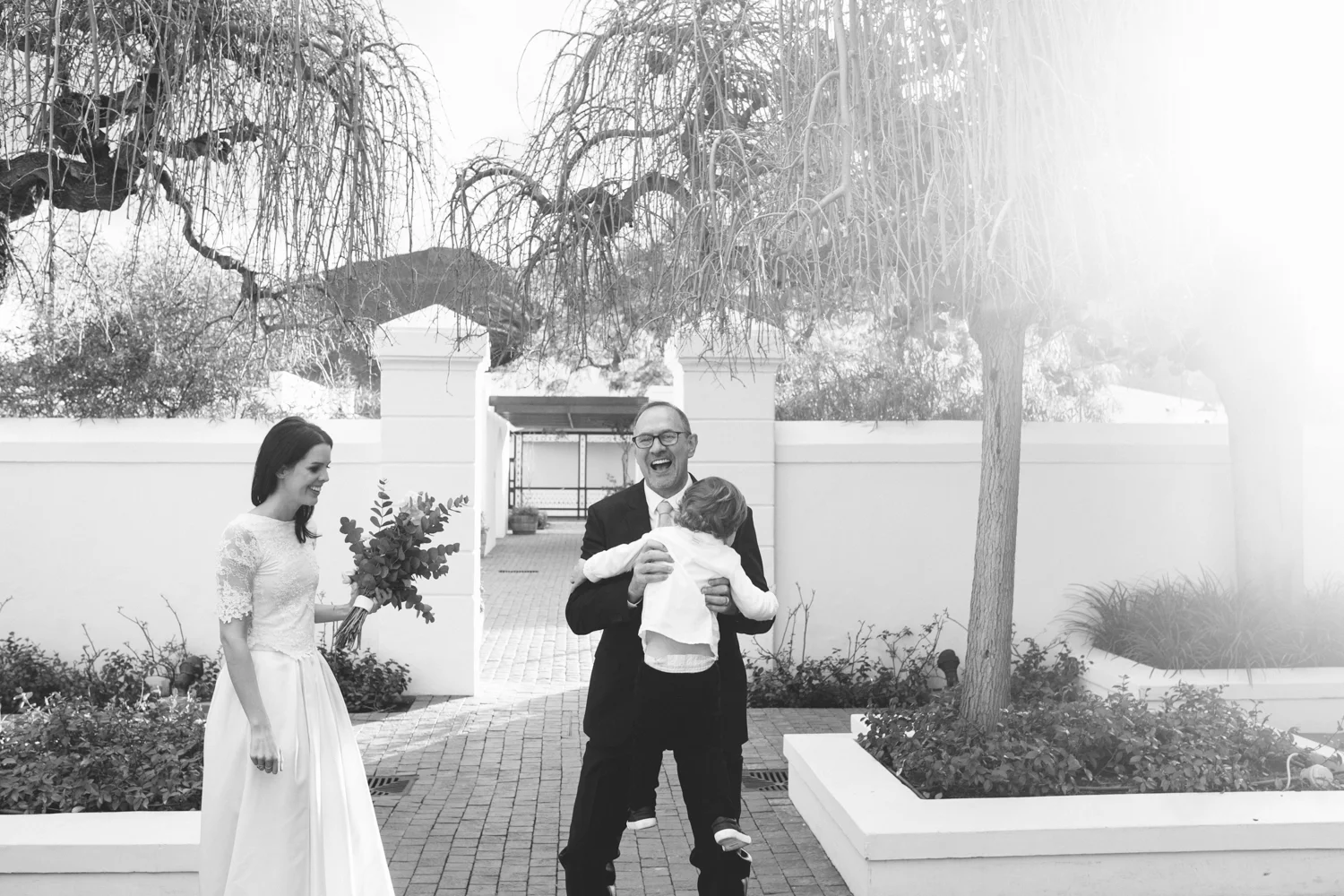 heisvisual-wedding-photographers-documentary-dorstdy-hotel-graaff-reinet-south-africa061.jpg