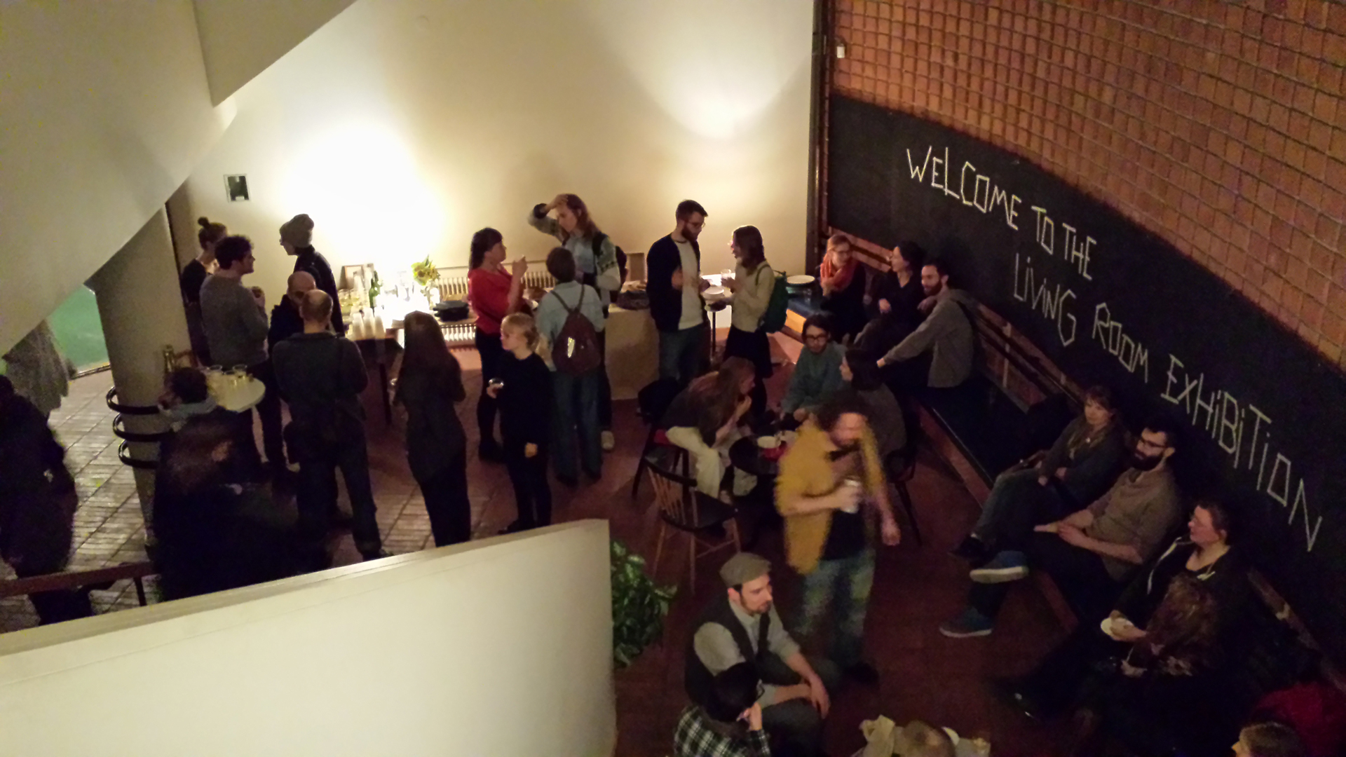 .... The catering for the opening party of the Living Room Exhibition was provided by the YUK team. .. YUK-tiimi valmisti Olohuonenäyttelyn avajaisten ruoat. ....