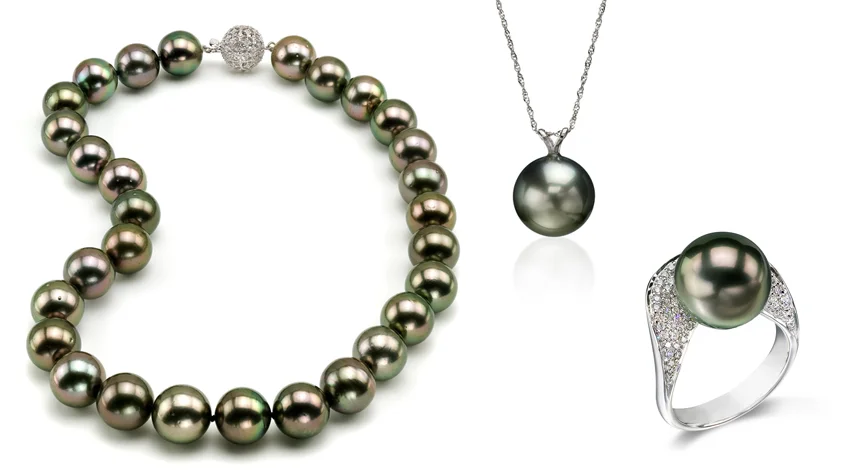 Green Pearl Set necklace ring.jpg