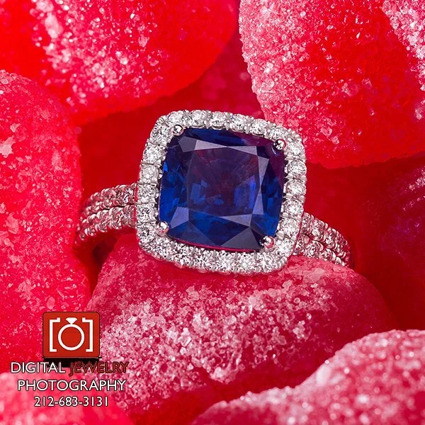 Happy Friday!!! #love  #sapphire #haloring #candy #forher #luxury