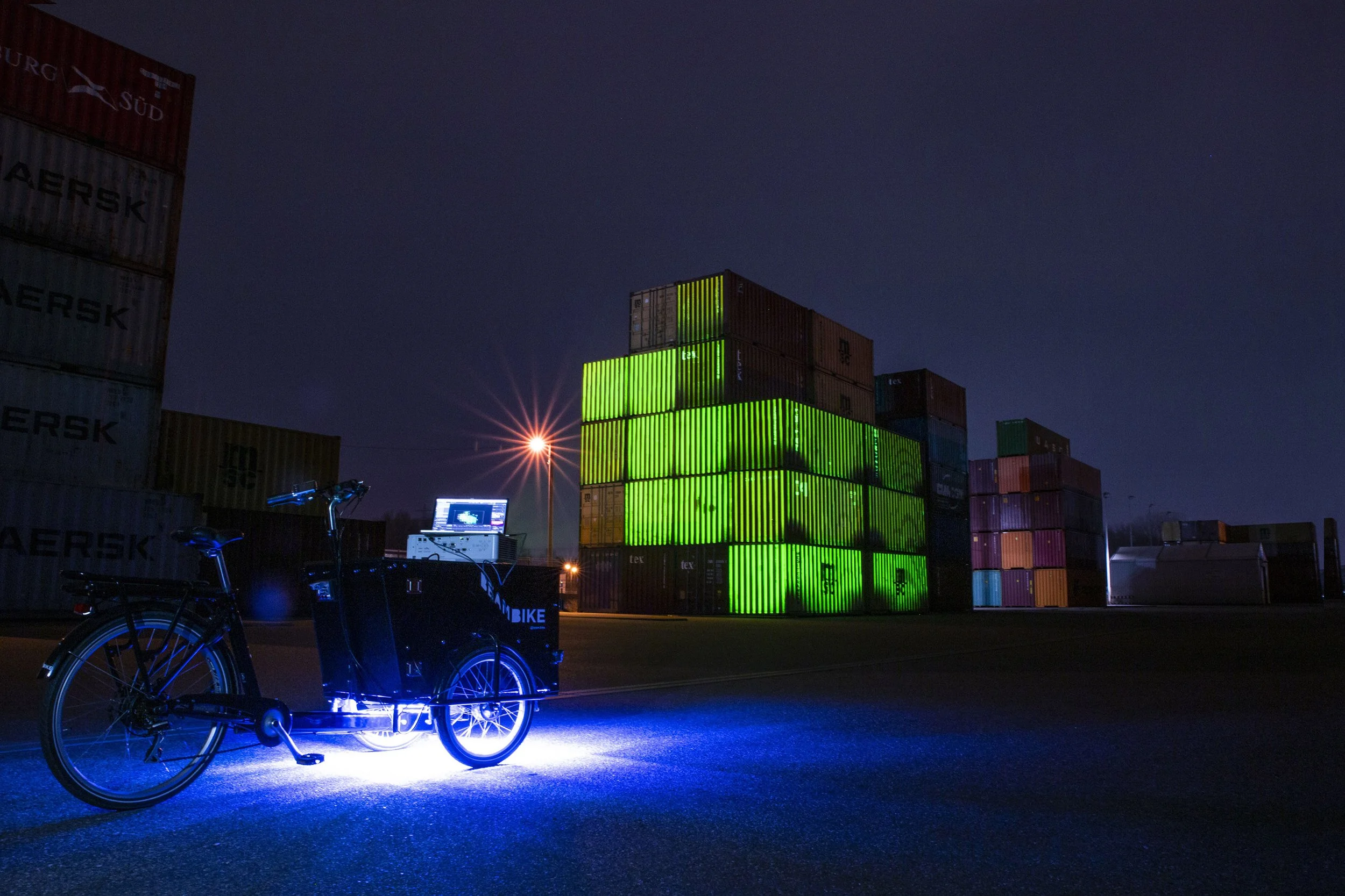 beambike_Jonas_Denzel_Rheinhafen_Container_01_web.jpg