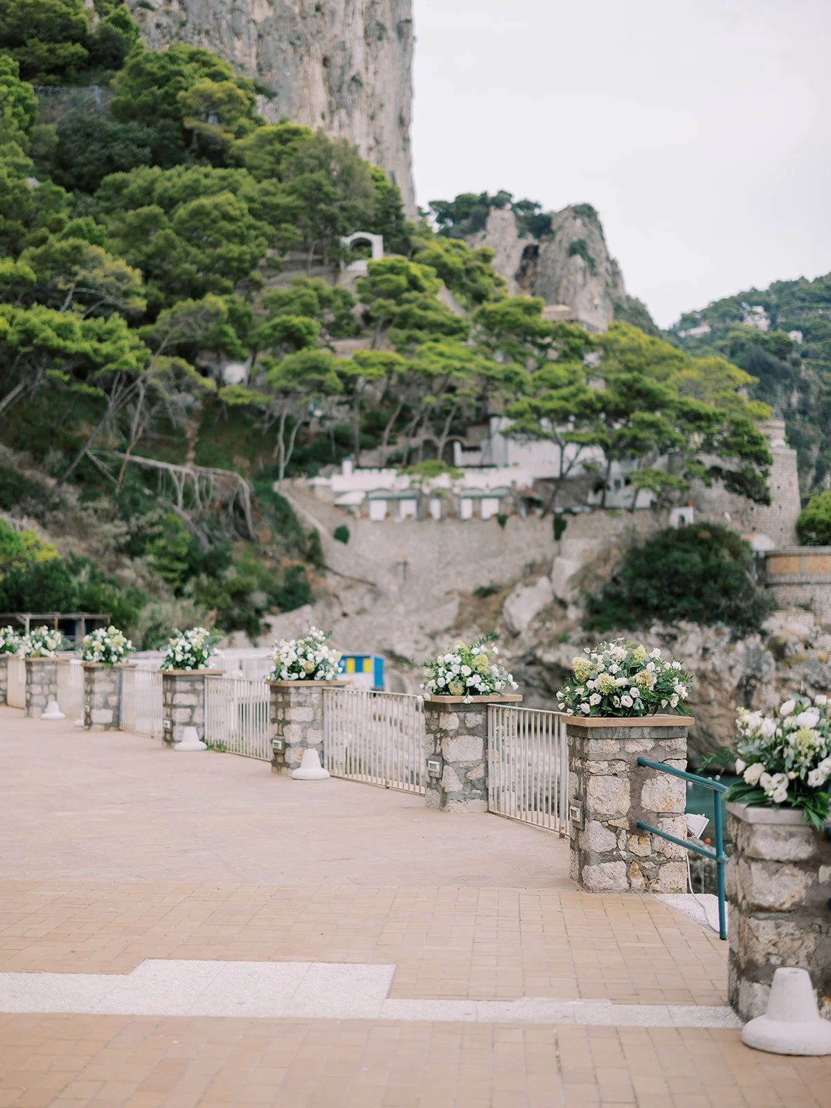 Luxury Cliffside Wedding Ceremony in Capri Italy