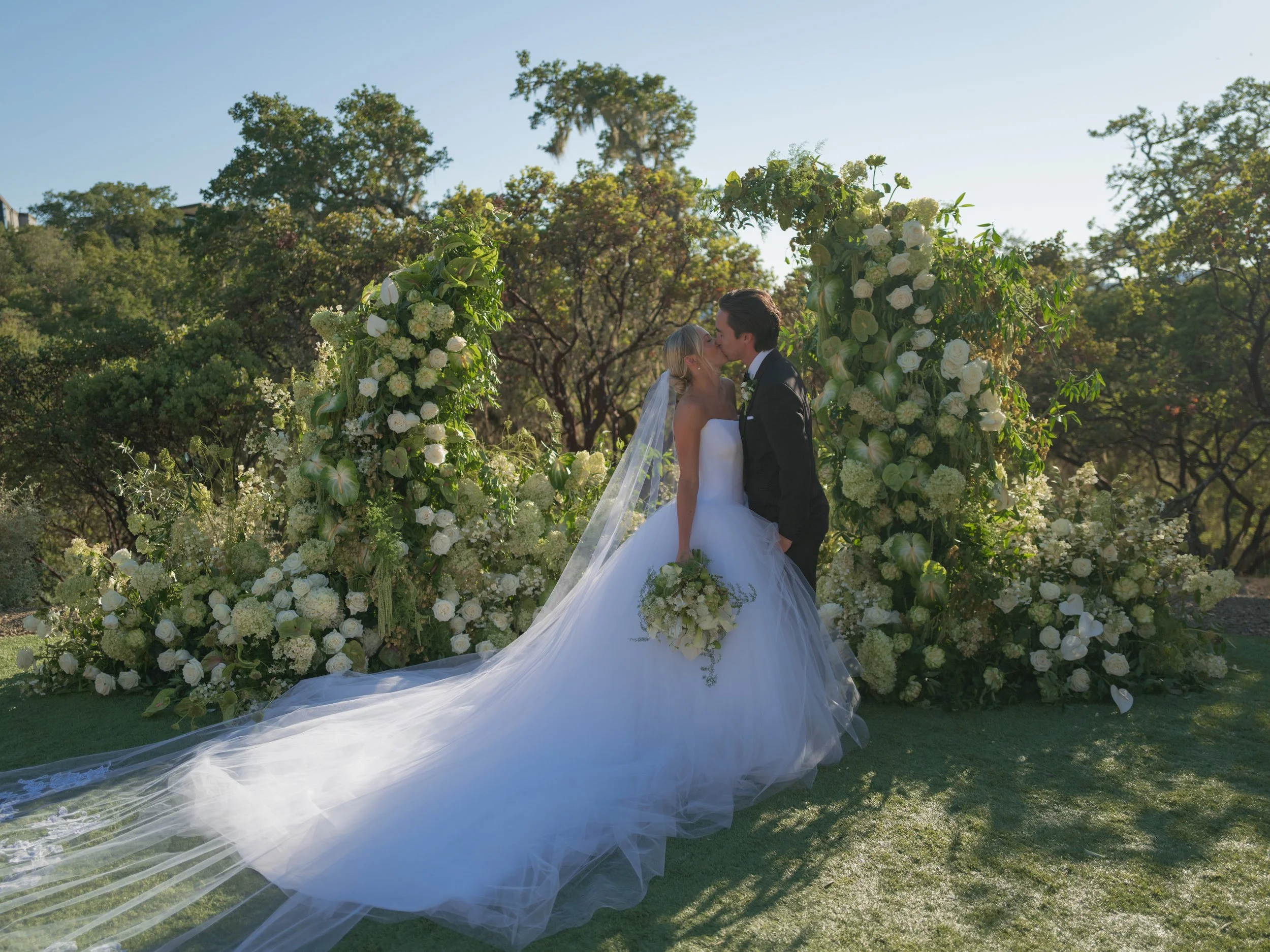 Bride and groom bubble send-off at a Montage Healdsburg wedding