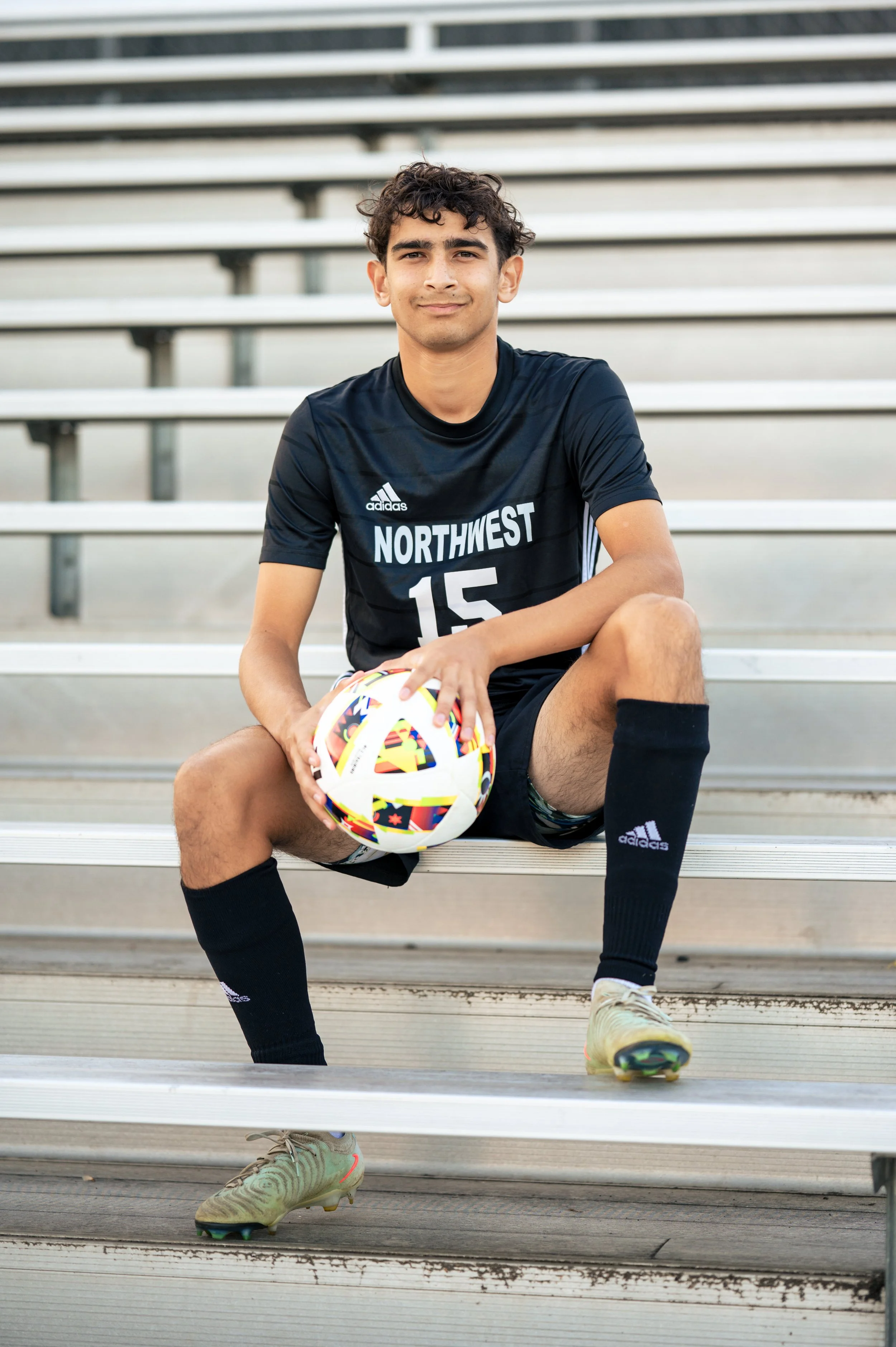 RochSeniorPhotos-20250907-10.jpg