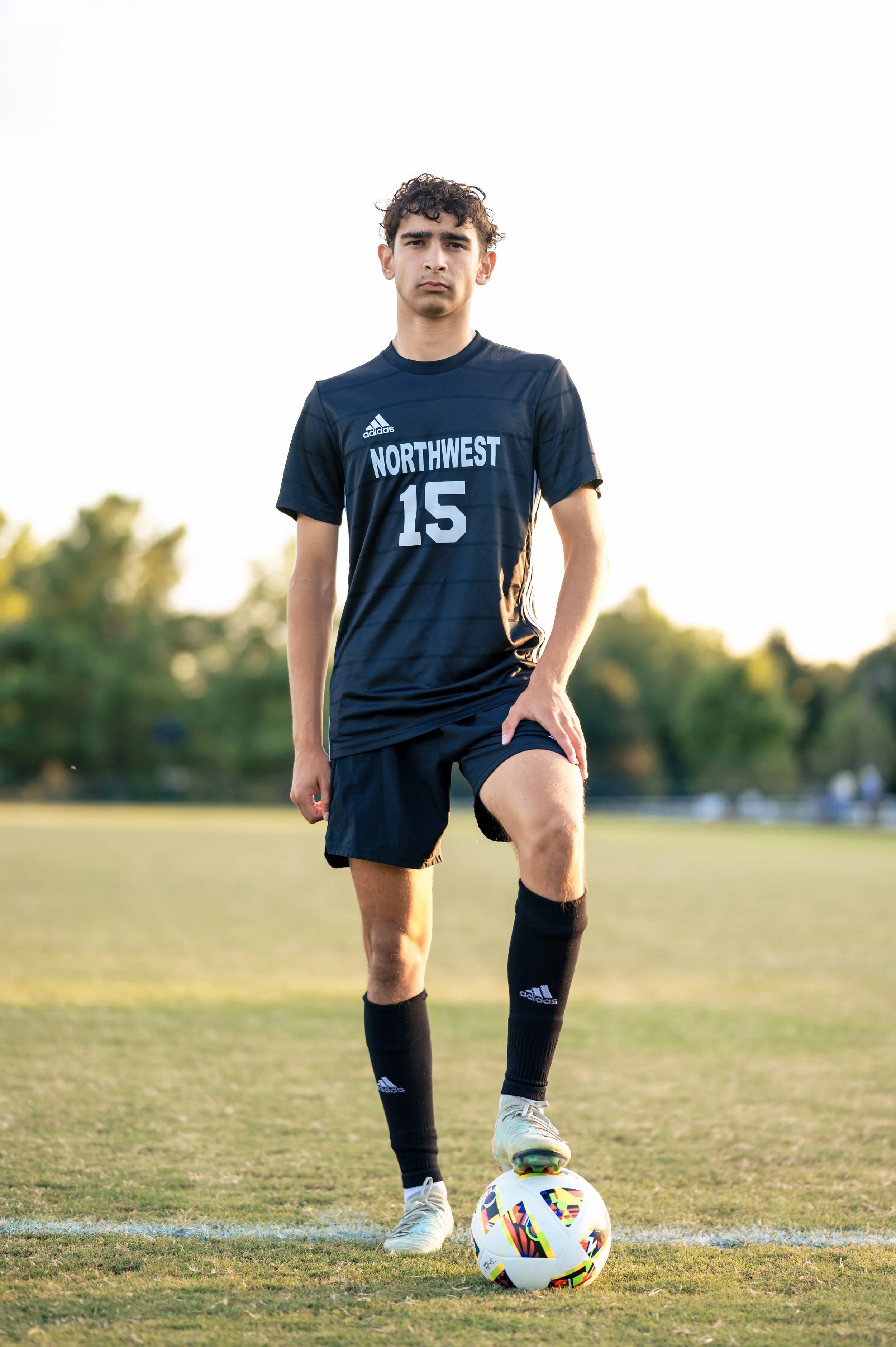 RochSeniorPhotos-20250907-11.jpg