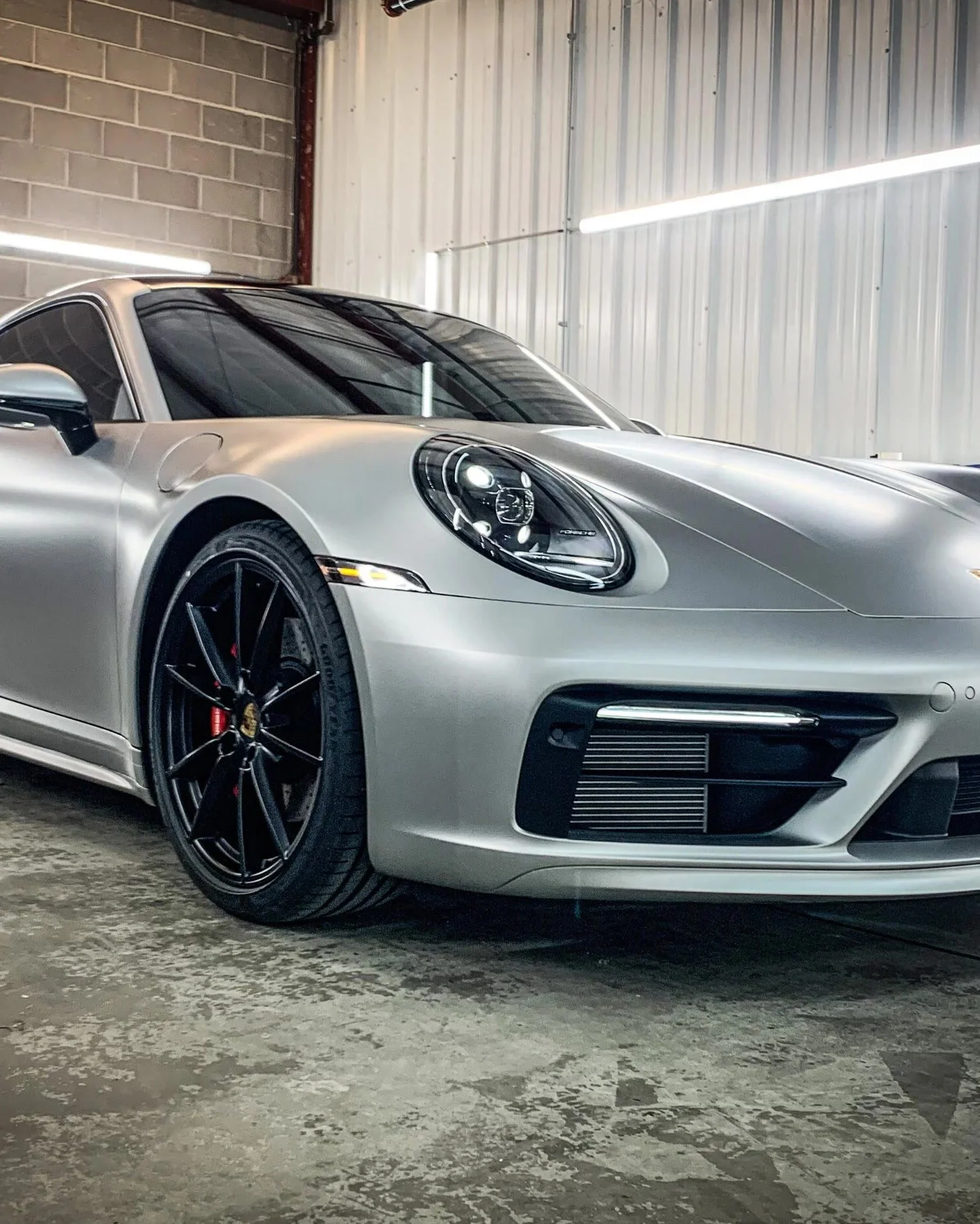 Window Tinting Arvada CO: Comfort, Privacy, and Protection for Northwest Metro Drivers