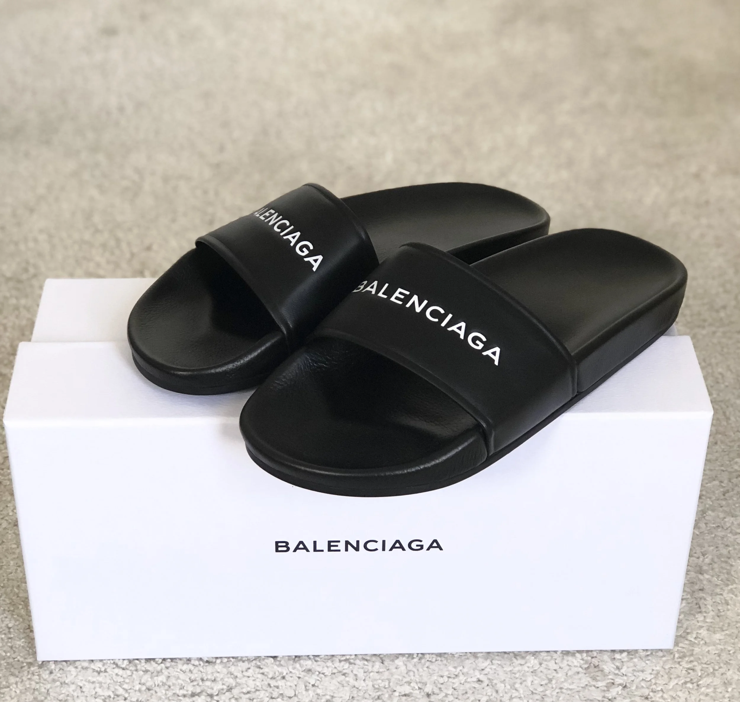 balenciaga slides sizing