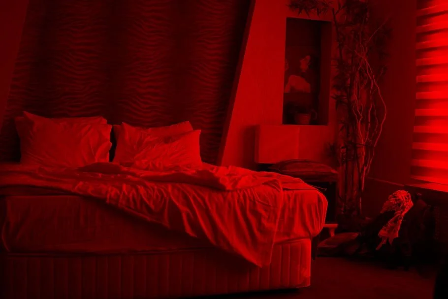 My Three Weeks In The Red Room