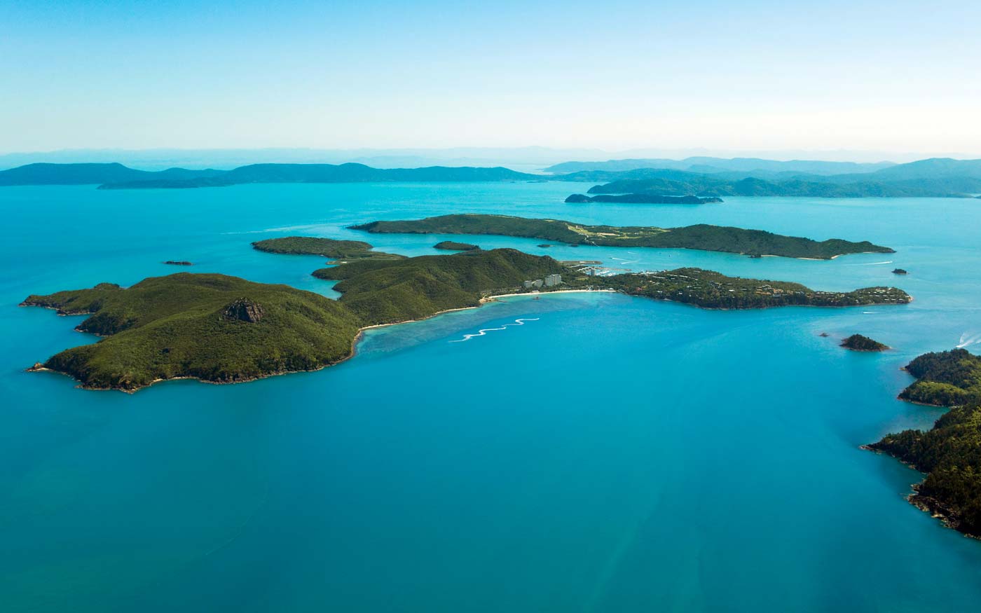 scenery-hamilton-island-aerial.jpg