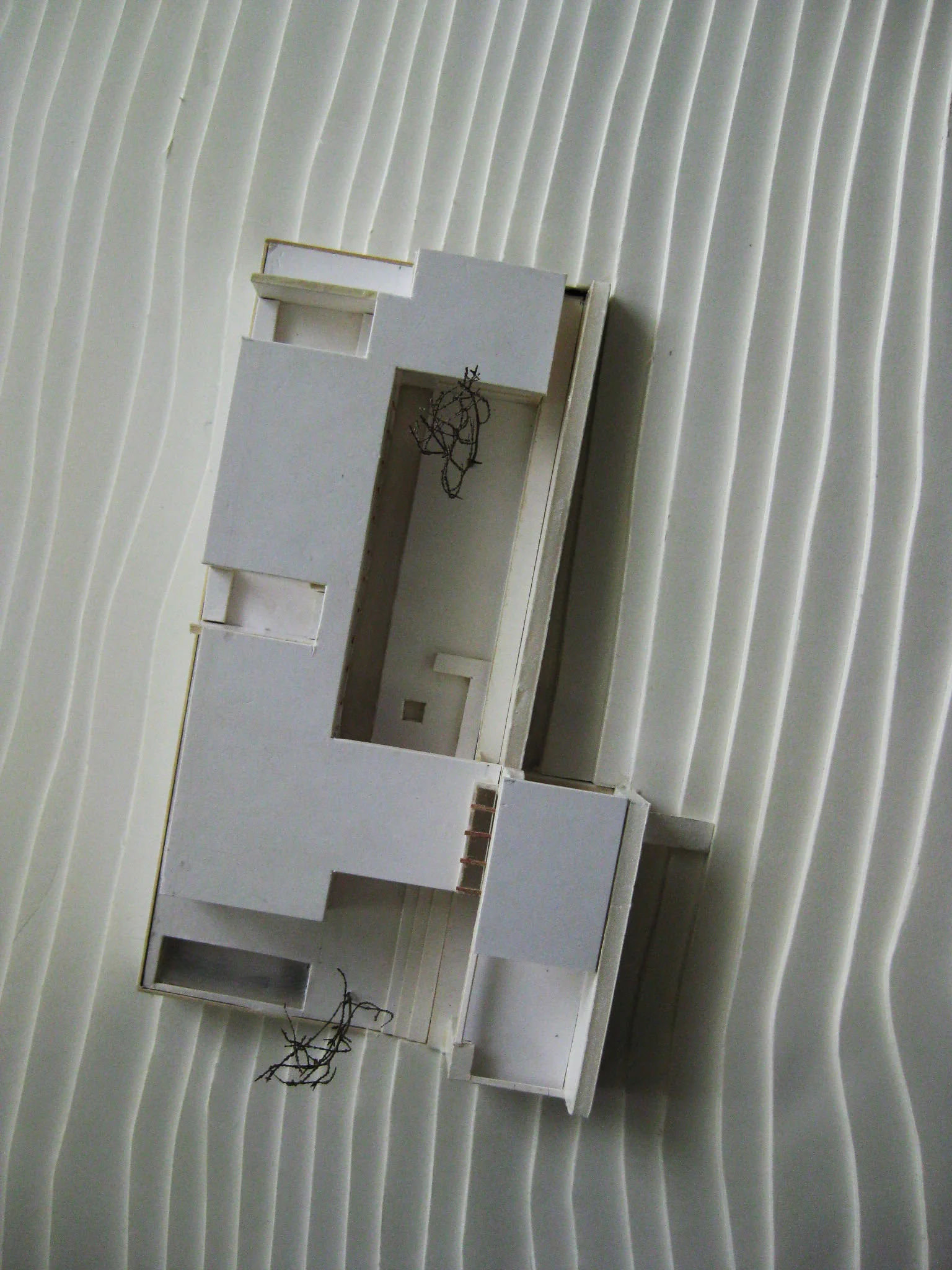 081031 house model 009.jpg