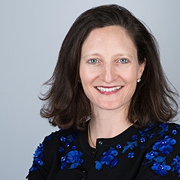 Lisa Neuberger Headshot.jpg