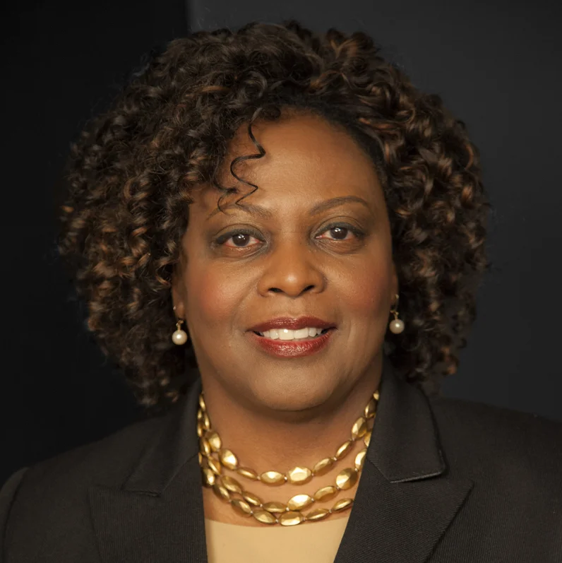 Madye-Henson-headshot.jpg