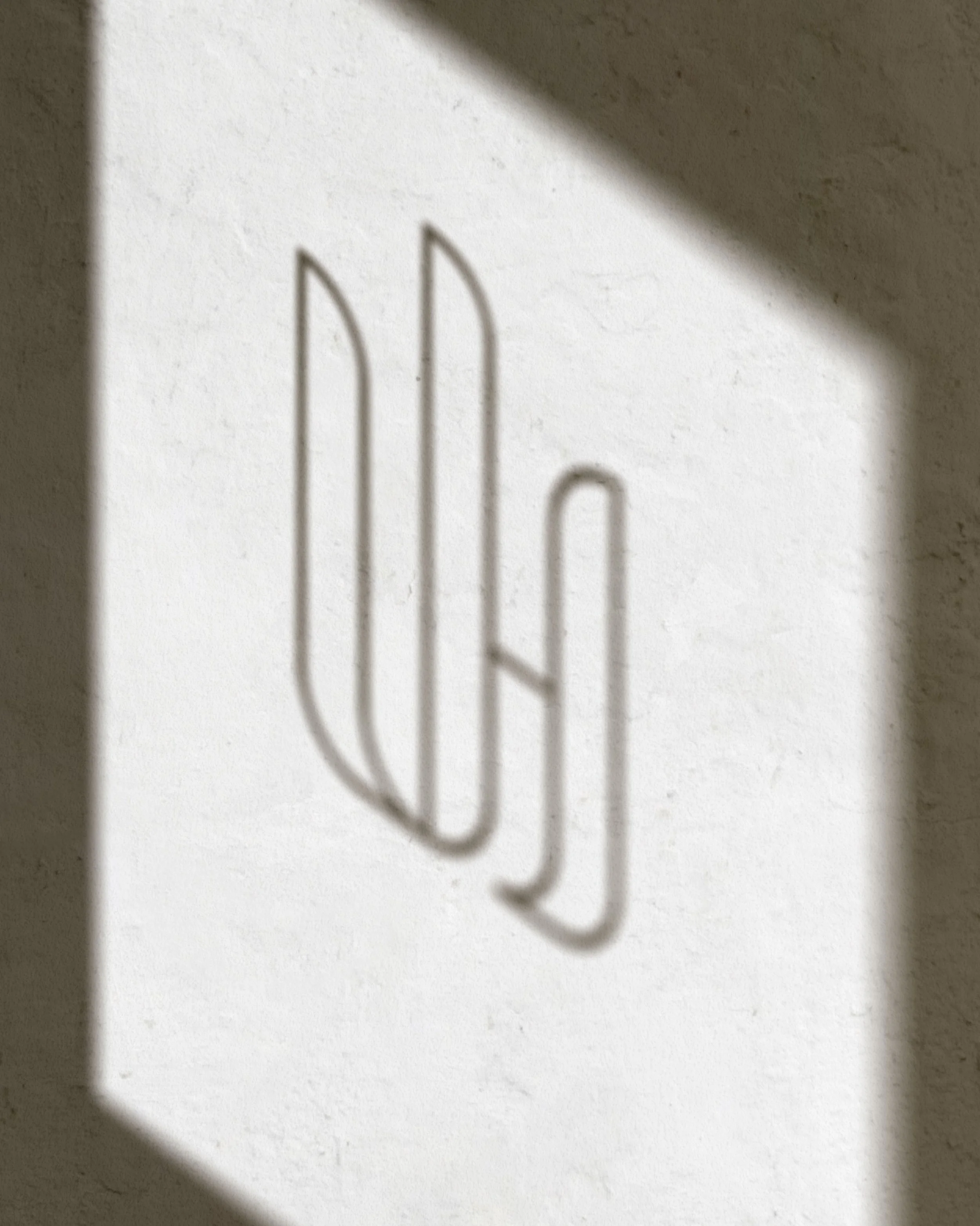 LUXHOLDUPS_-ID11.jpg