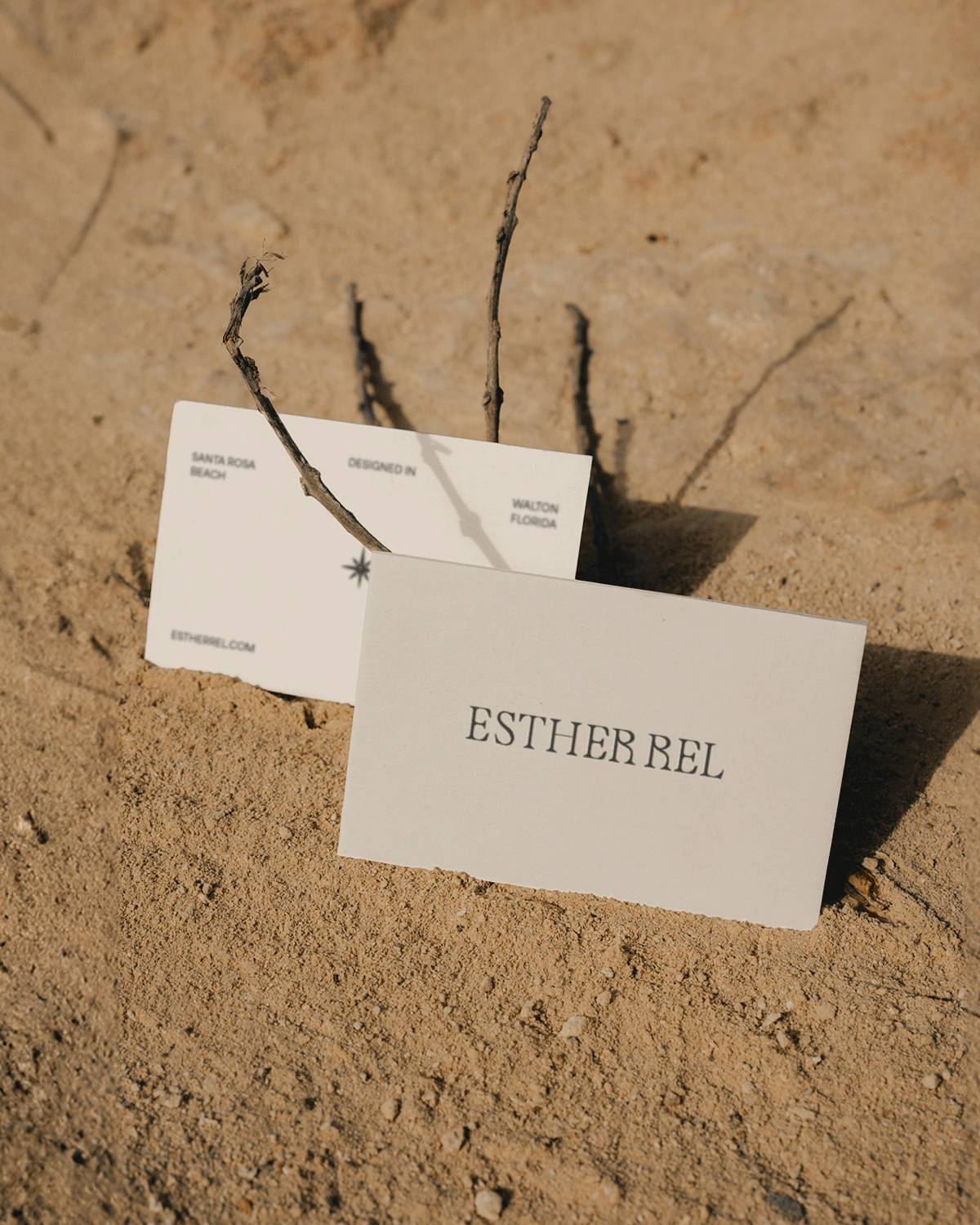 ID-ESTHER1.png