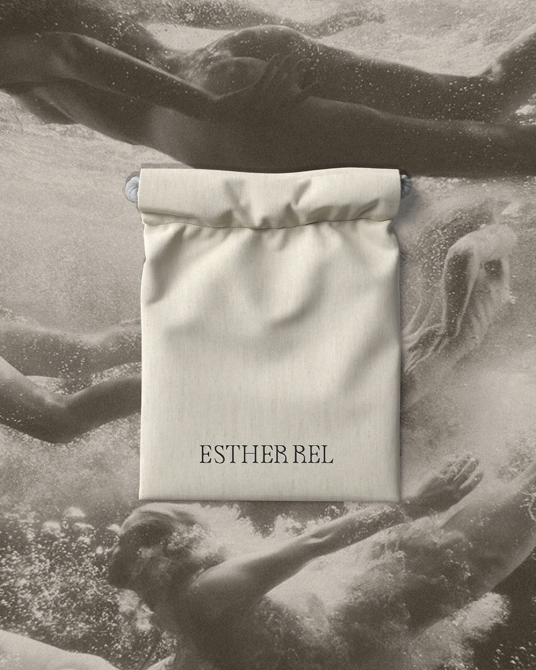 ID-ESTHER14.jpg