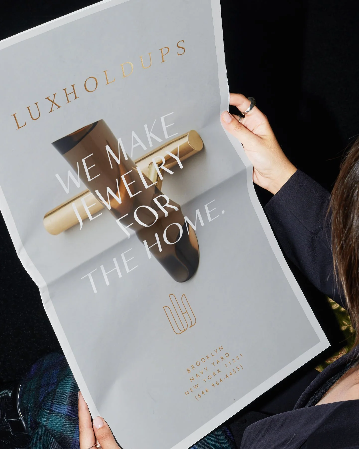 LUXHOLDUPS_-ID1.jpg