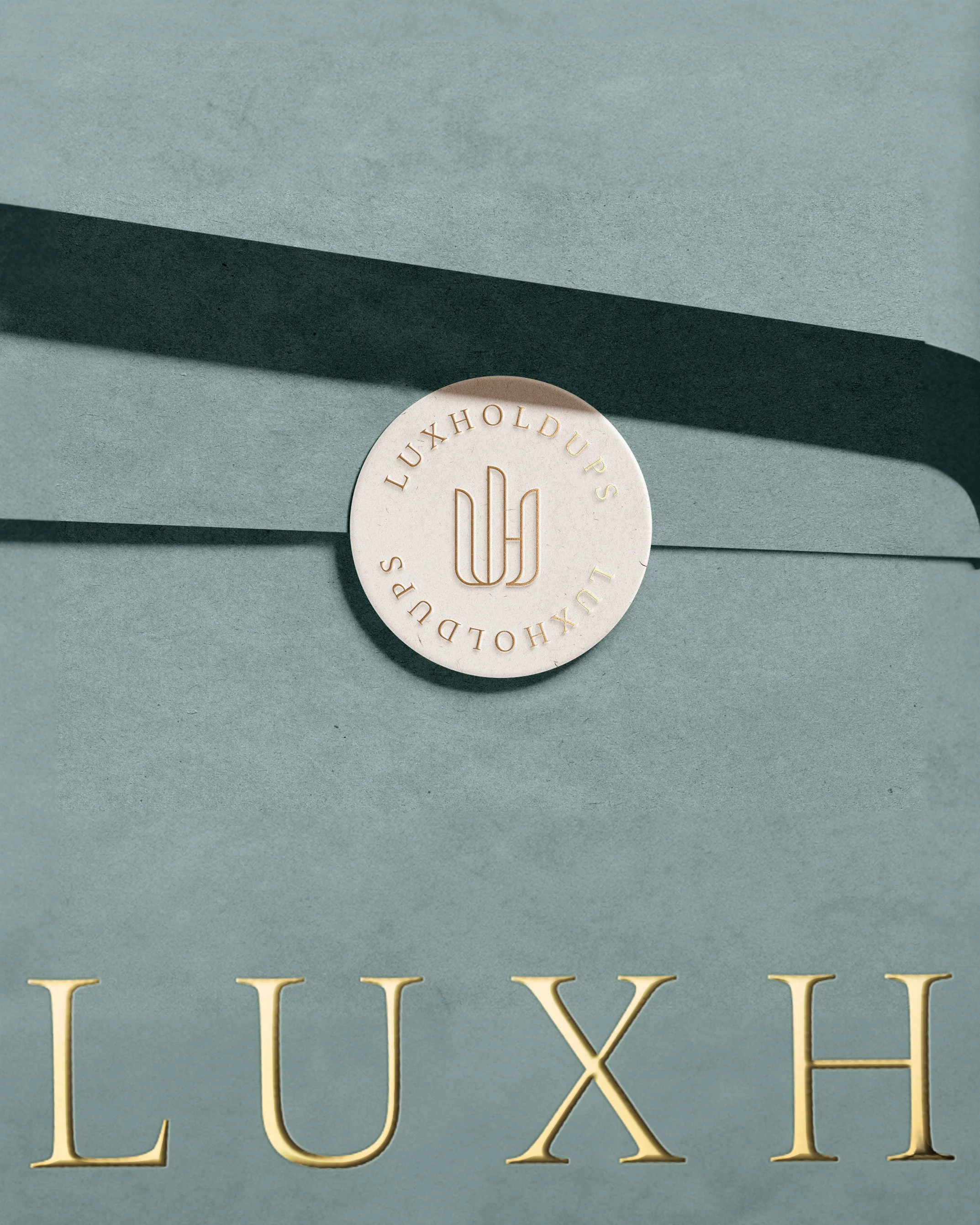 LUXHOLDUPS_-ID7.jpg
